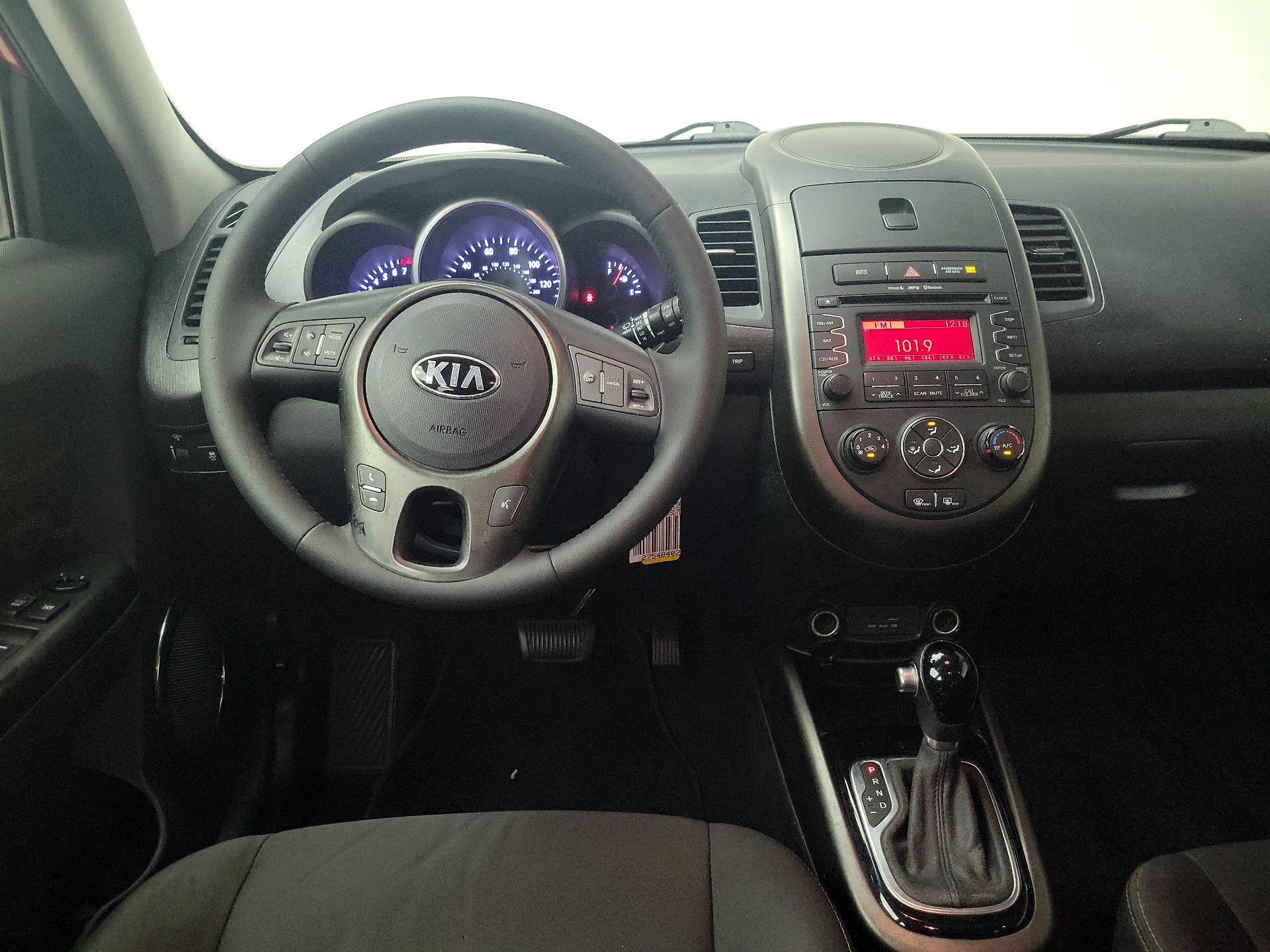 Thumbnail: 2013 Kia Soul - 10