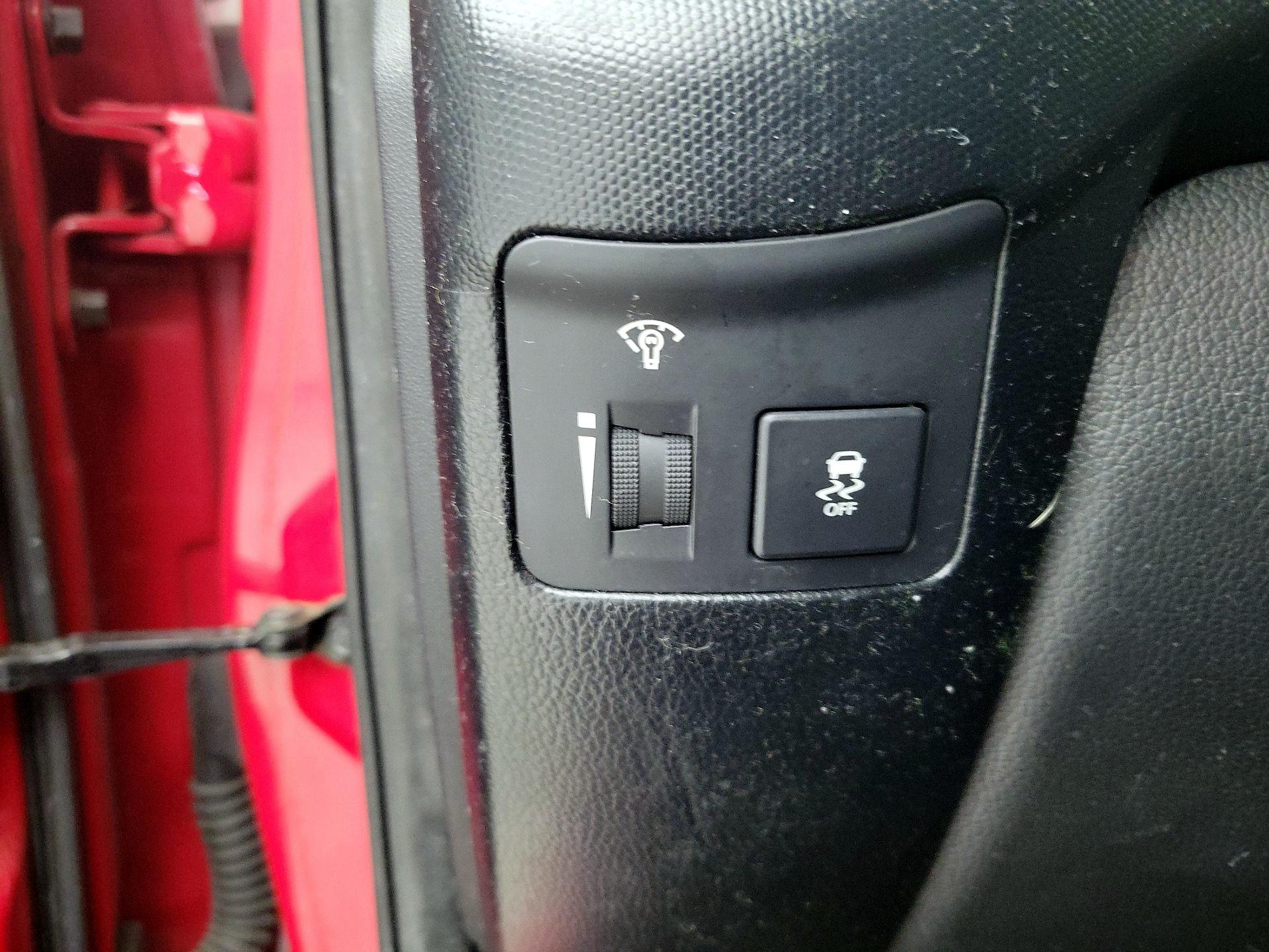 Thumbnail: 2013 Kia Soul - 13