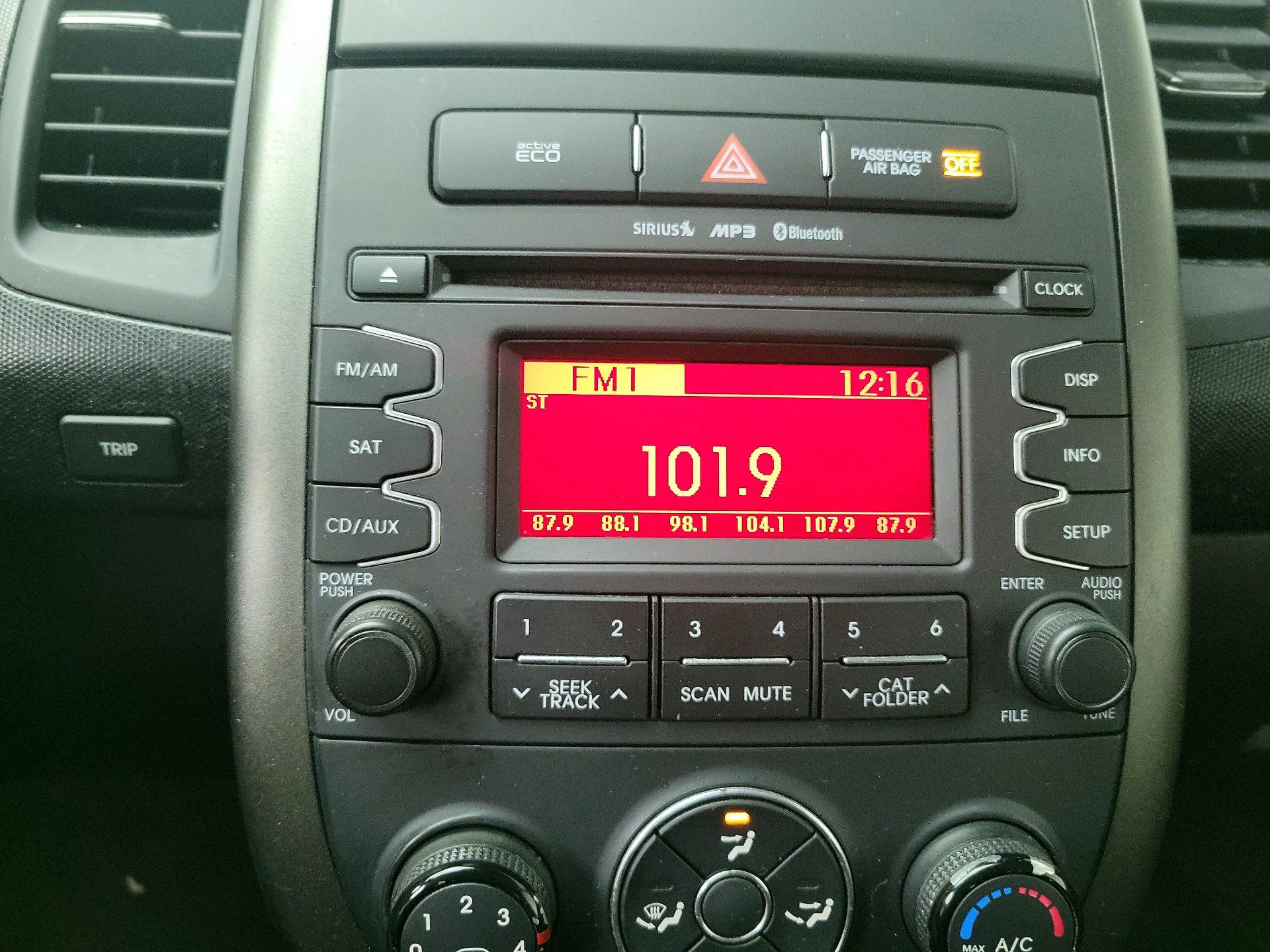 Thumbnail: 2013 Kia Soul - 14