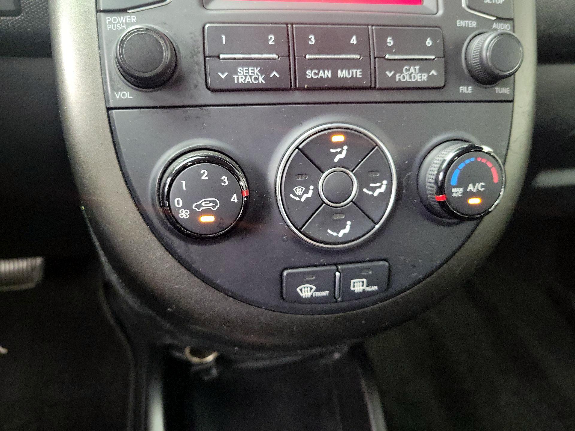 Thumbnail: 2013 Kia Soul - 15
