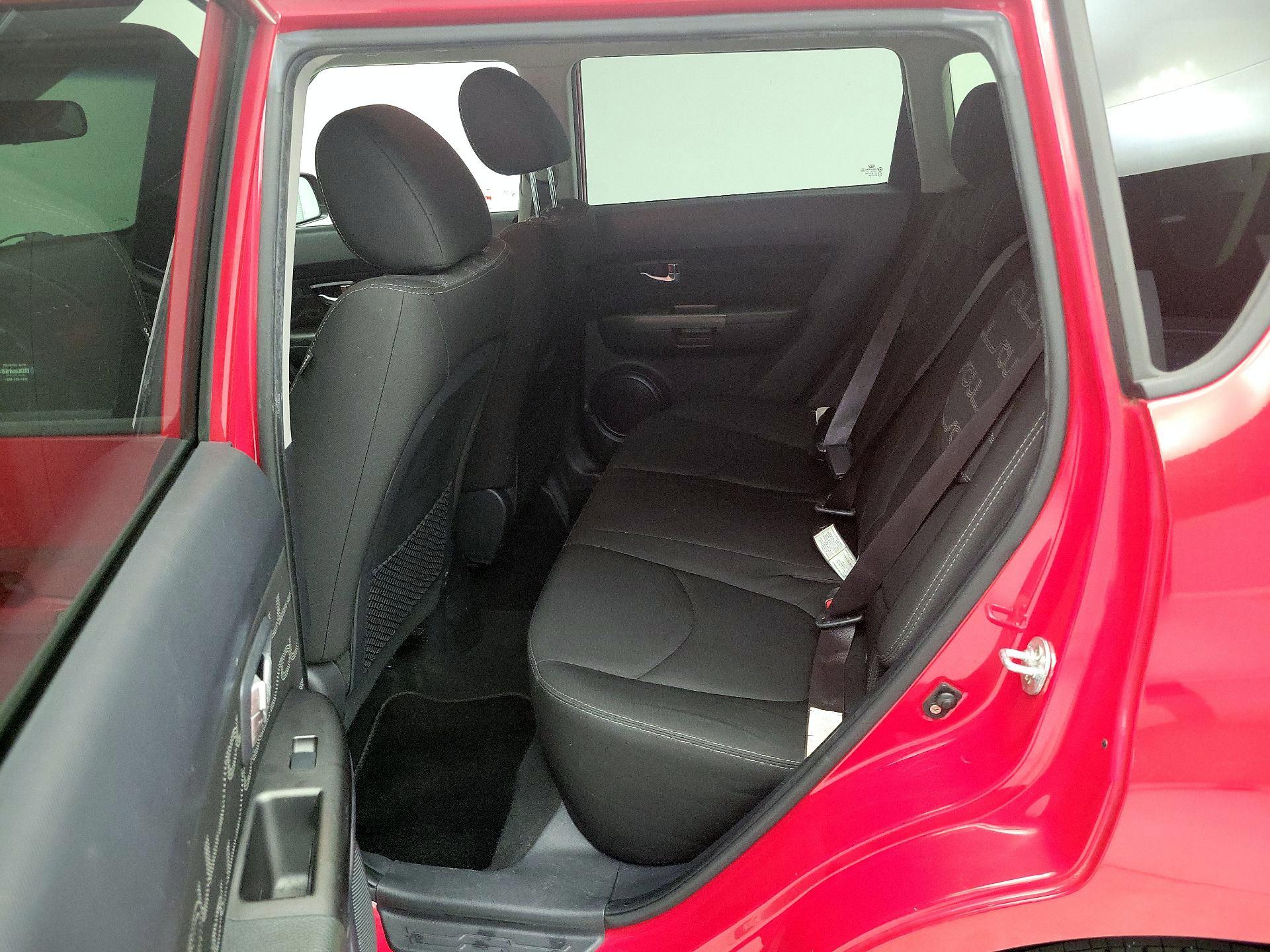 Thumbnail: 2013 Kia Soul - 18