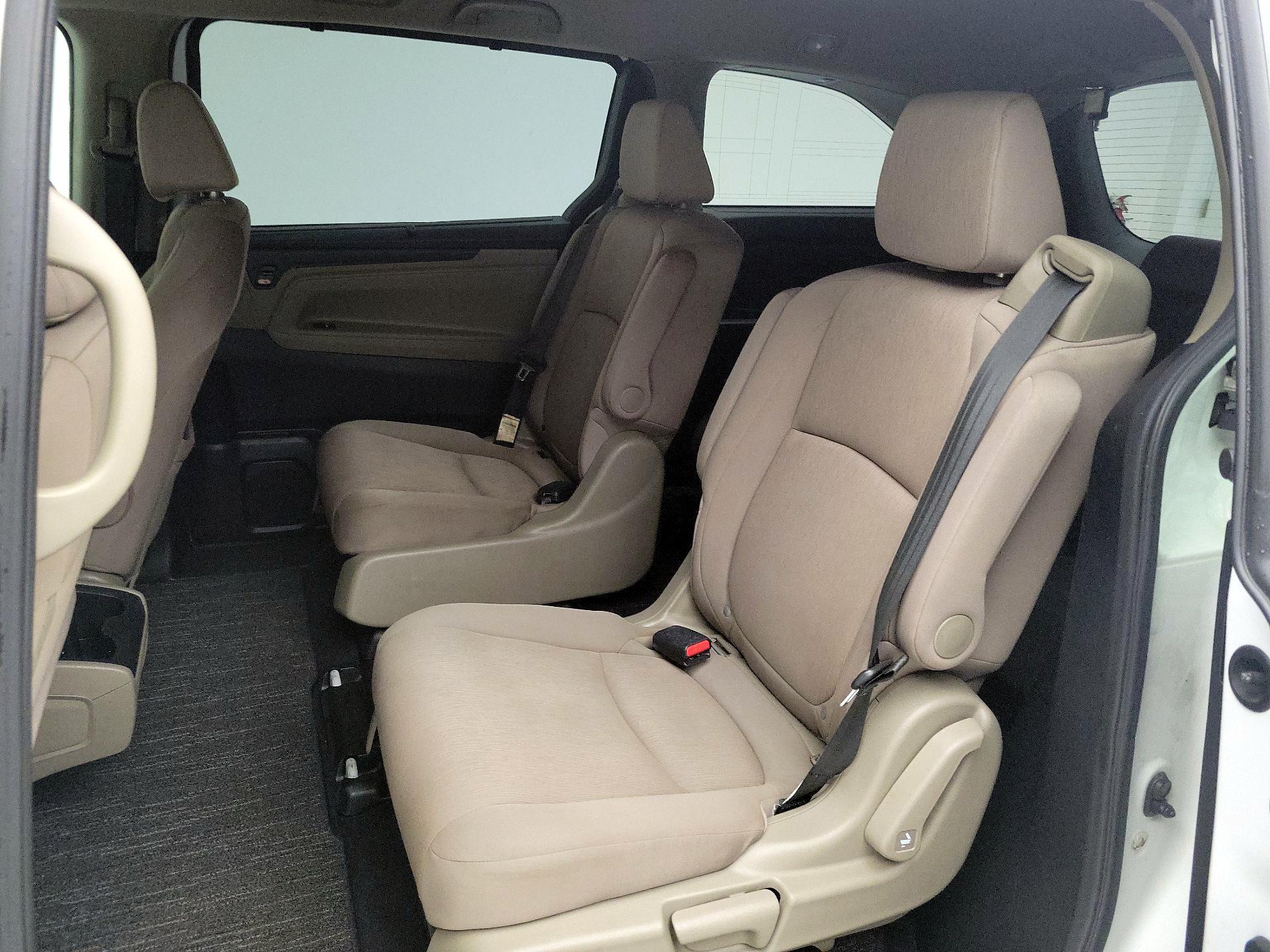 Thumbnail: 2021 Honda Odyssey - 19