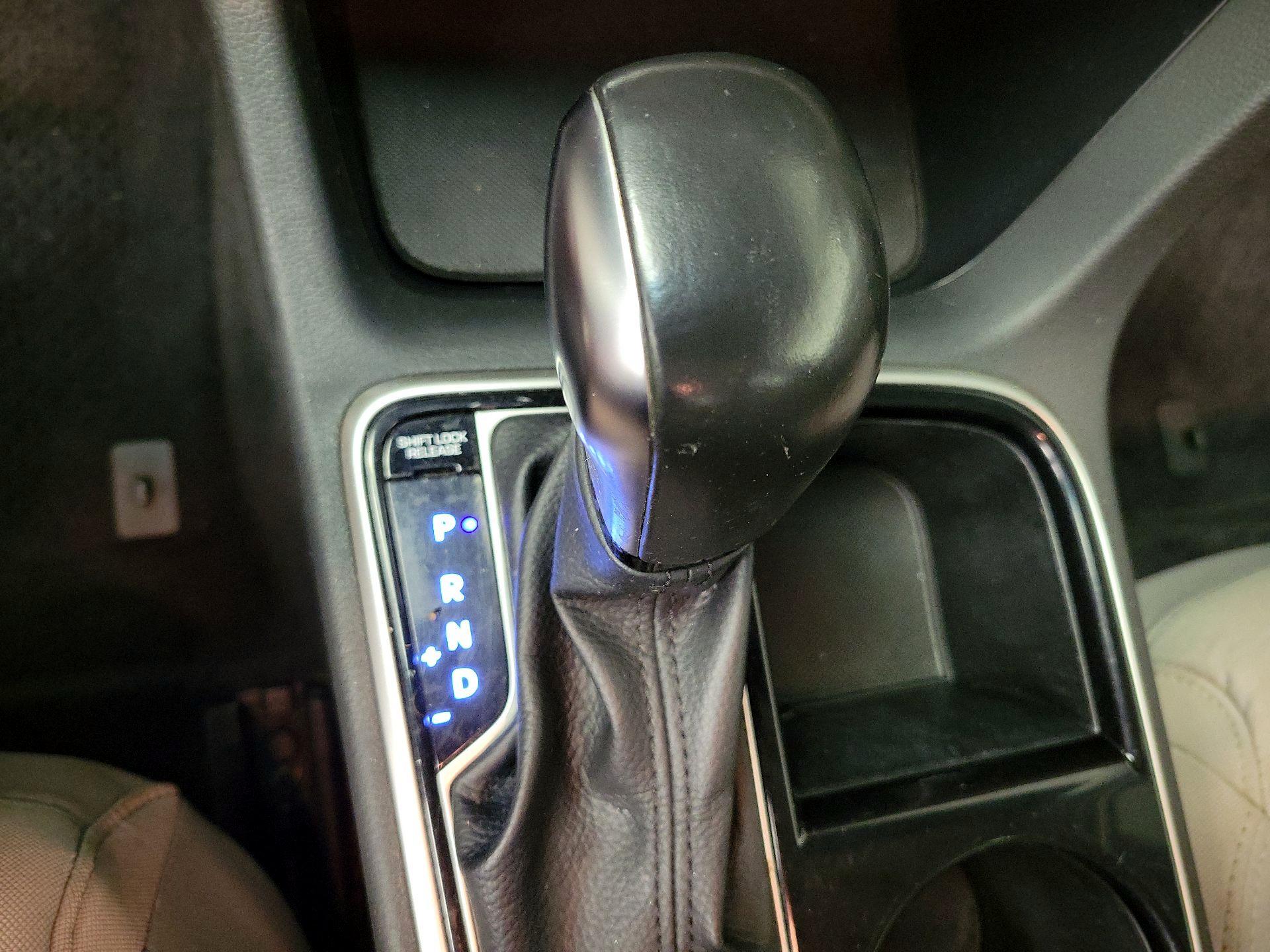 Thumbnail: 2018 Hyundai Sonata - 17