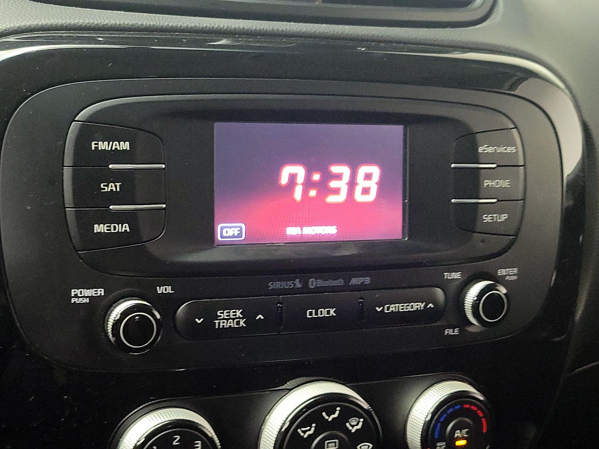 Thumbnail: 2016 Kia Soul - 15