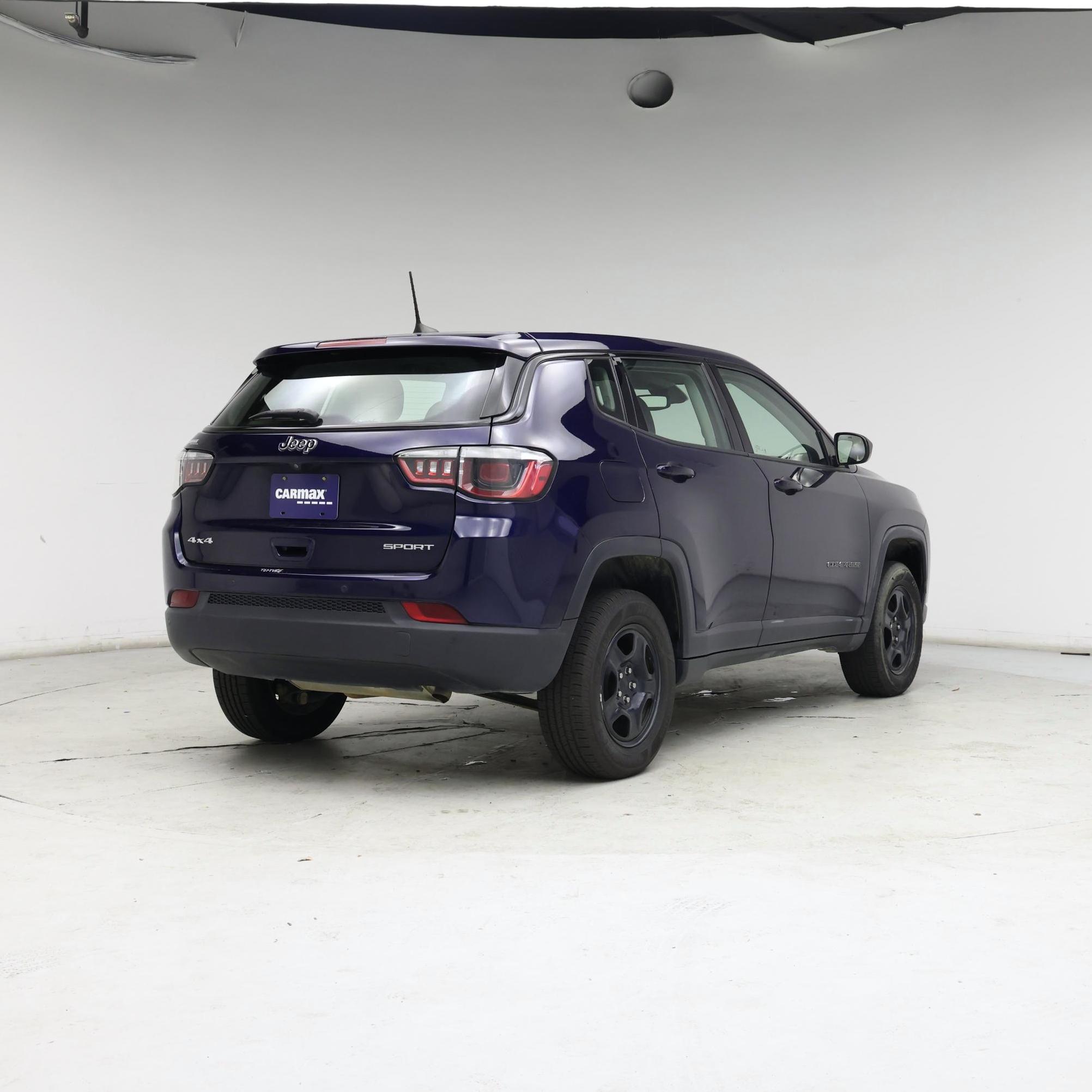 Thumbnail: 2020 Jeep Compass - 8