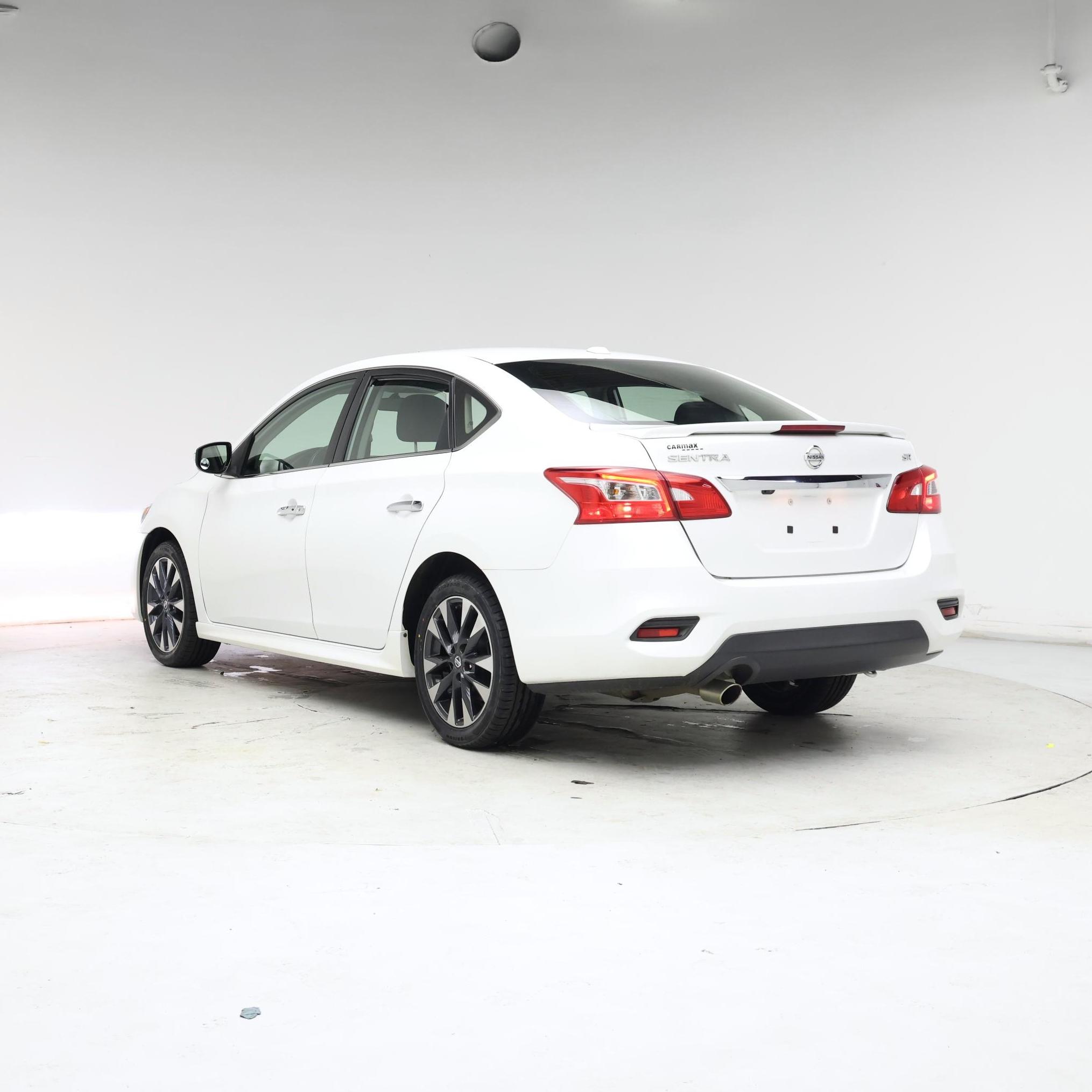 Thumbnail: 2019 Nissan Sentra - 2