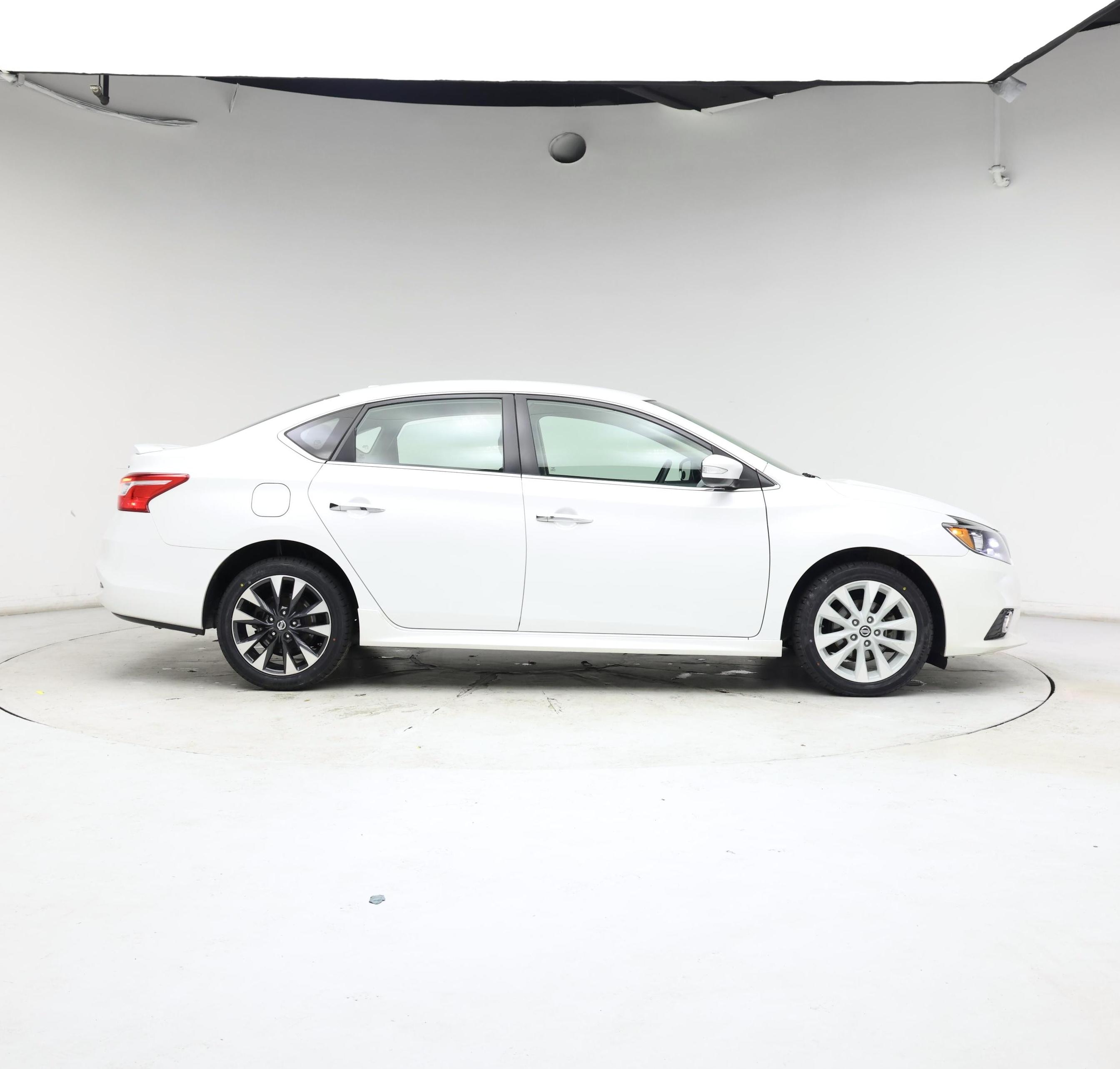 Thumbnail: 2019 Nissan Sentra - 7