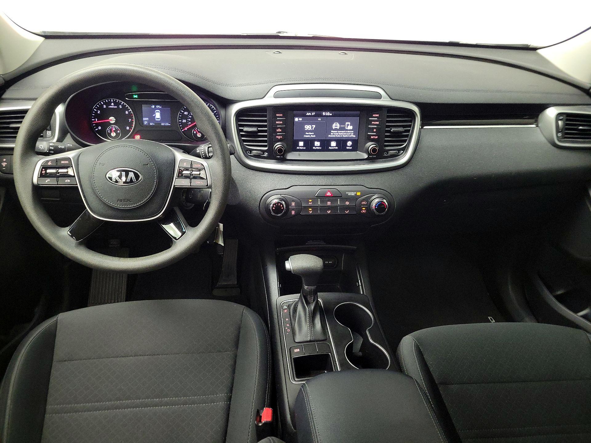 Thumbnail: 2020 Kia Sorento - 9