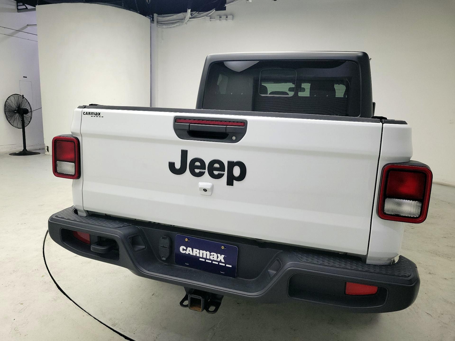 Thumbnail: 2020 Jeep Gladiator - 20