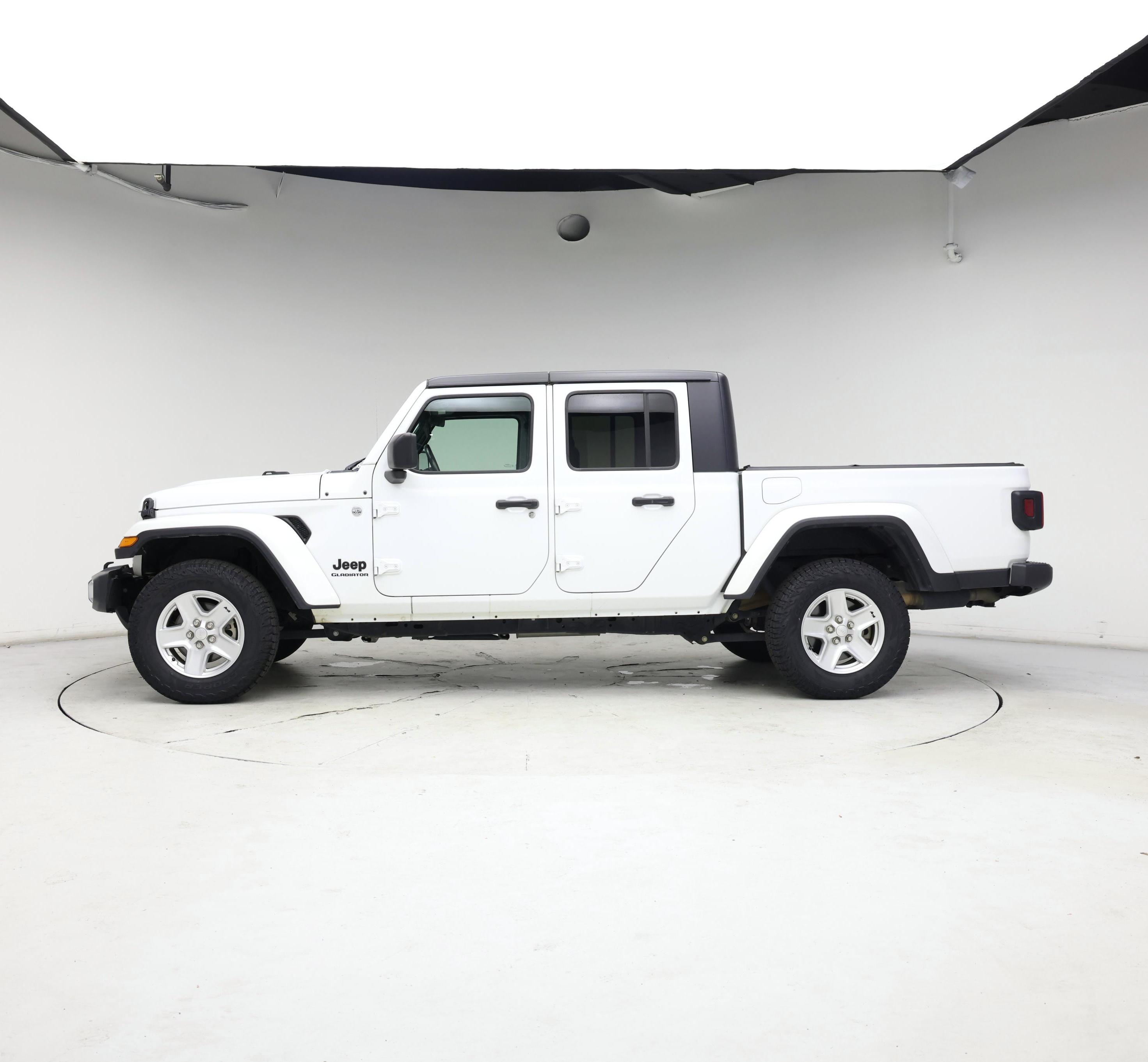 Thumbnail: 2020 Jeep Gladiator - 3