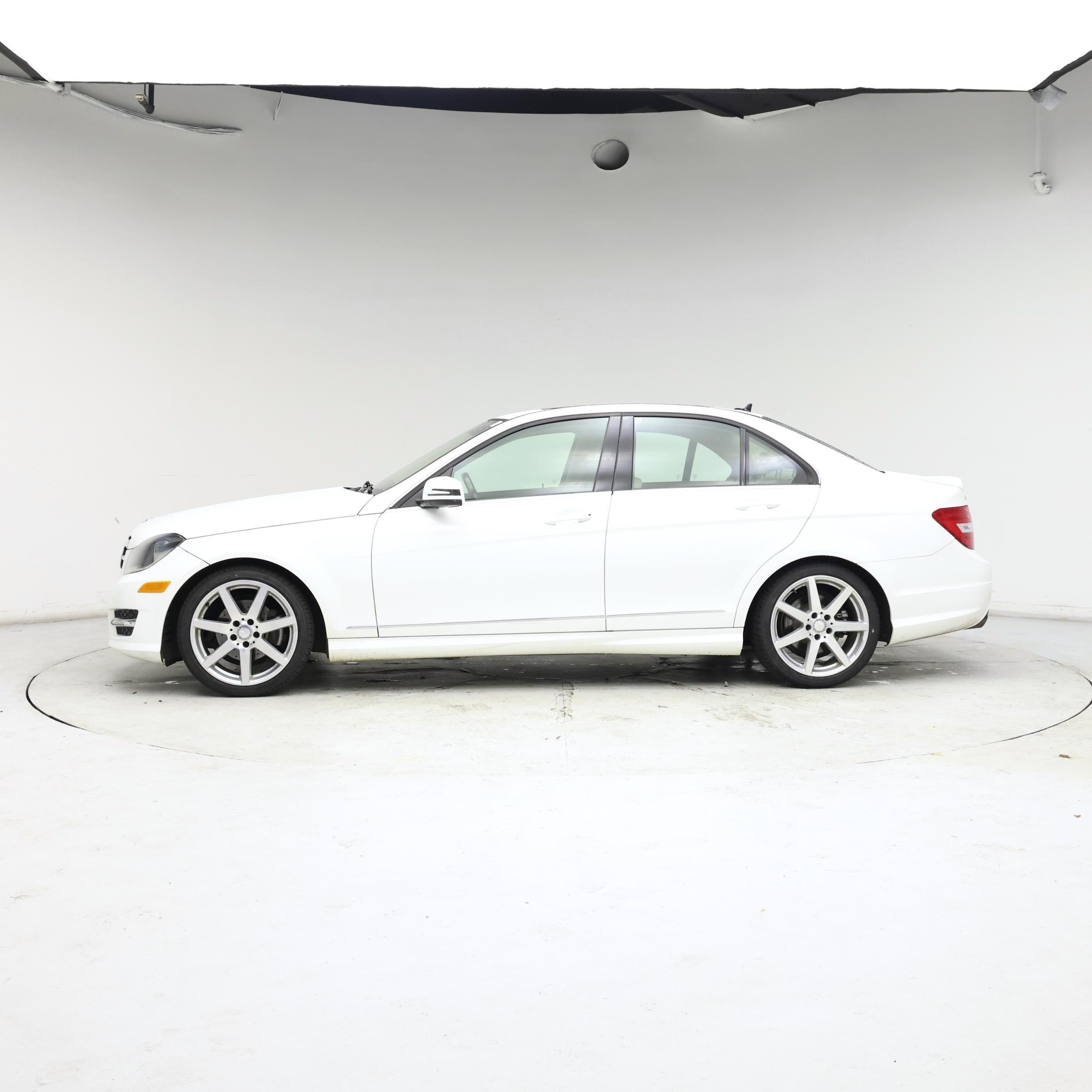 Thumbnail: 2014 Mercedes-Benz C-Class - 3