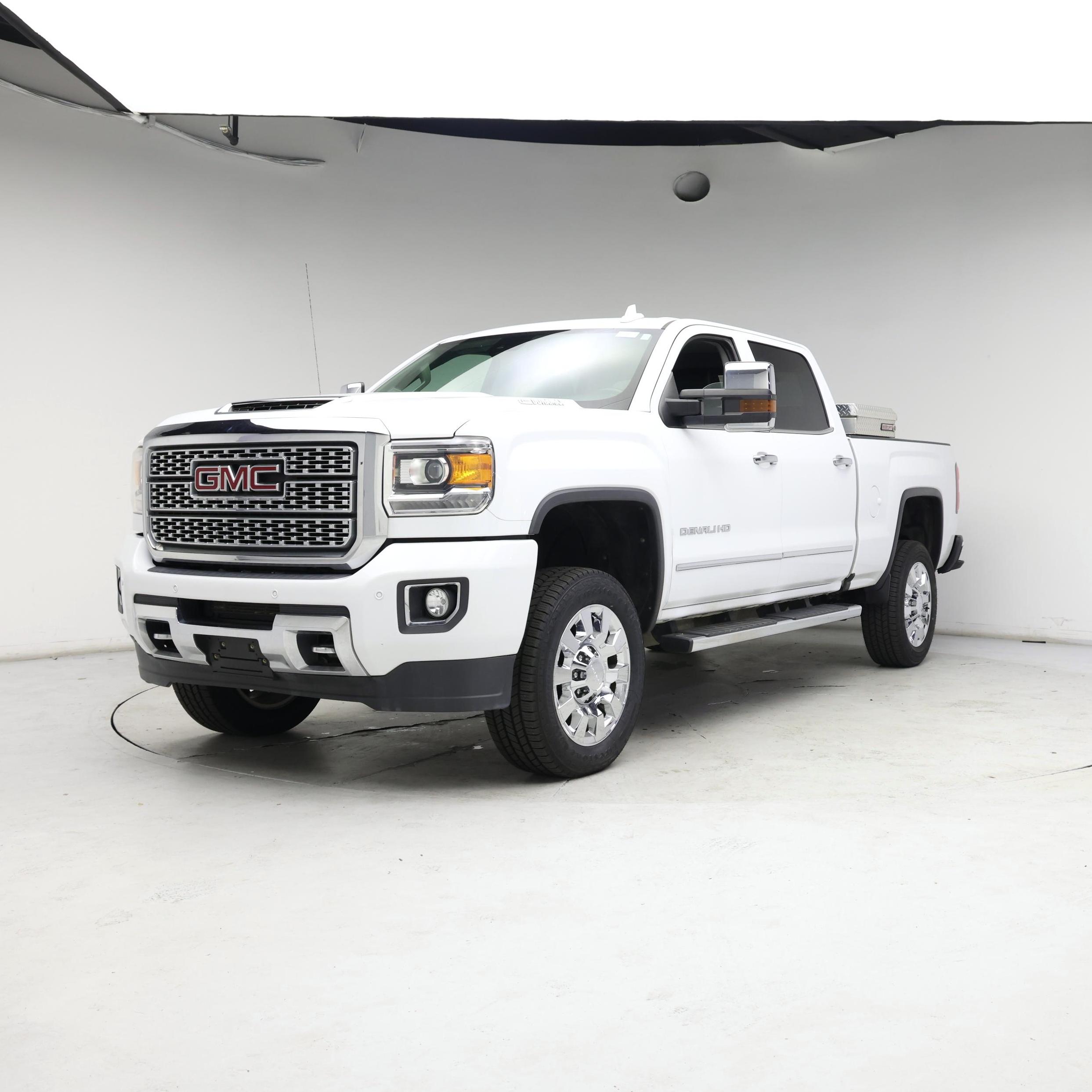 Thumbnail: 2019 GMC Sierra 2500 - 4
