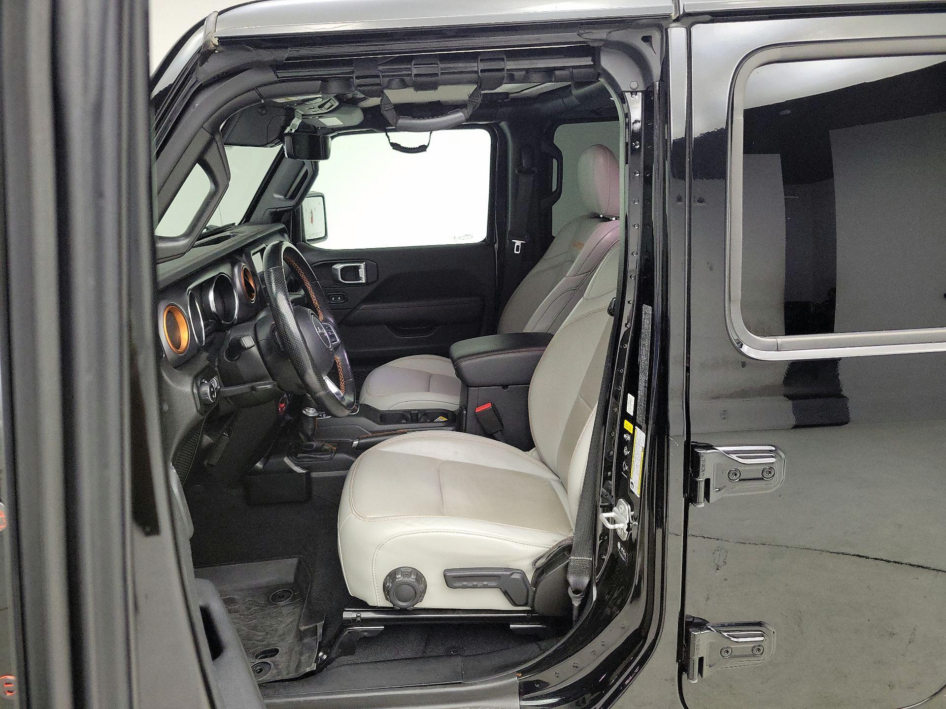 Thumbnail: 2021 Jeep Gladiator - 11