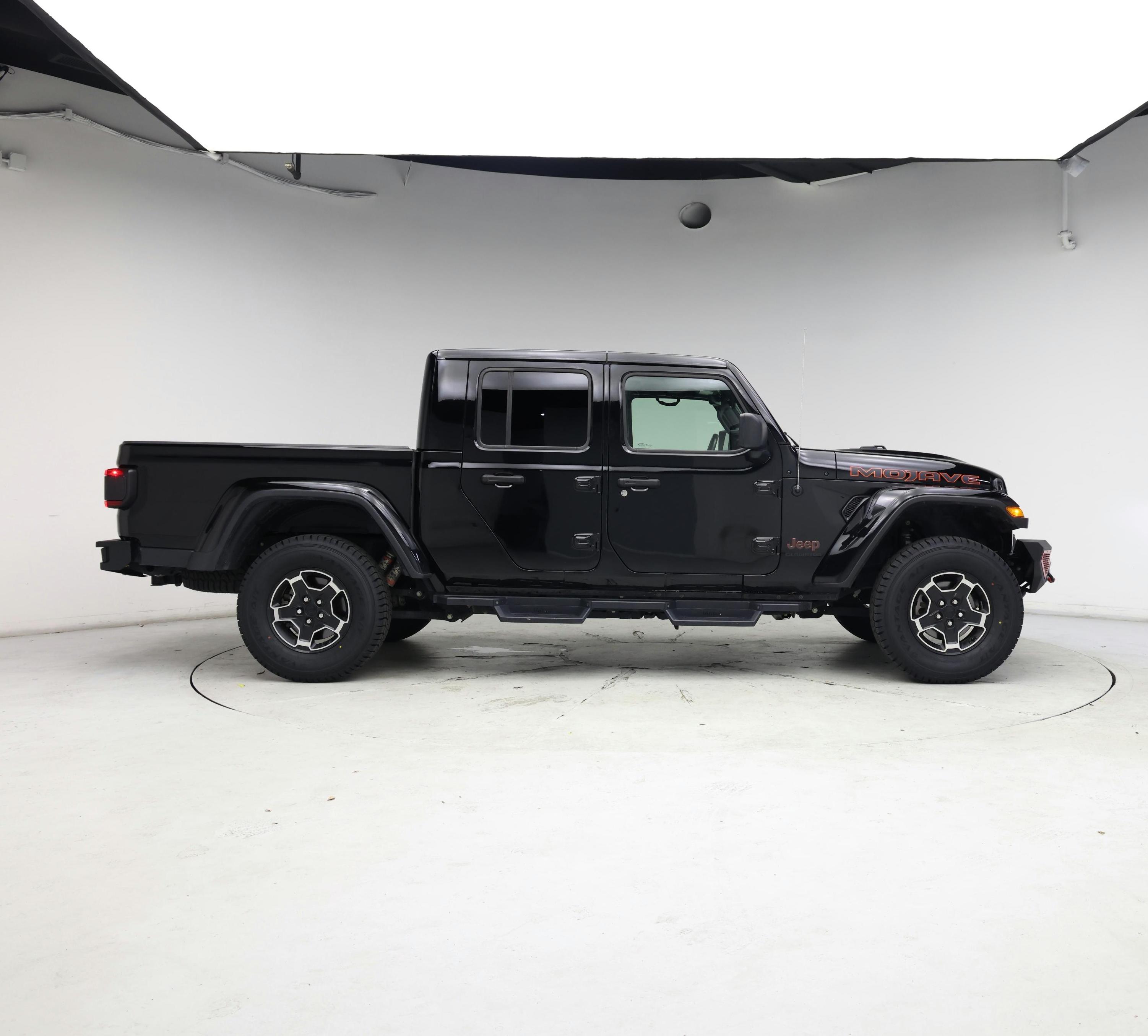 Thumbnail: 2021 Jeep Gladiator - 7