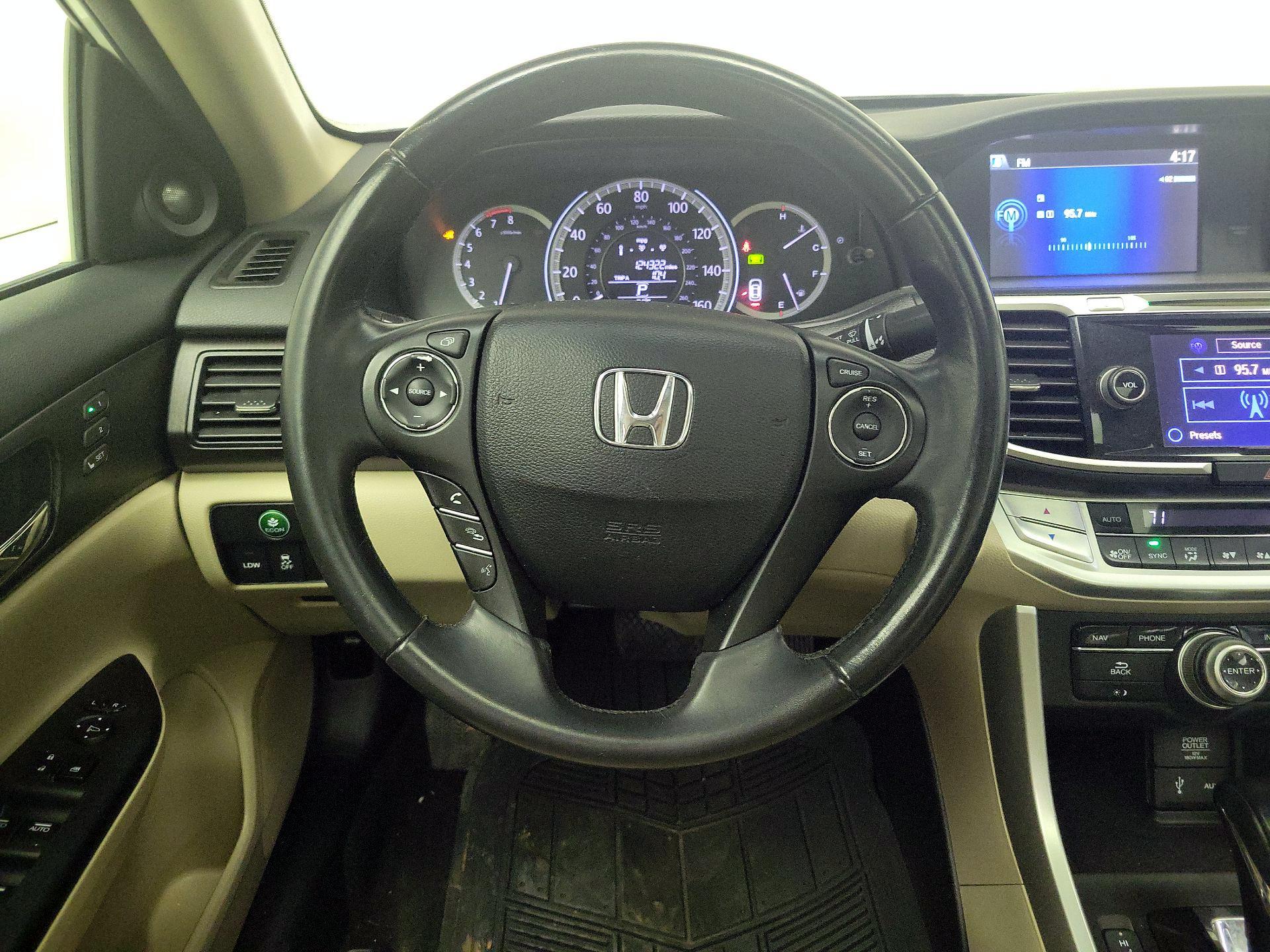 Thumbnail: 2013 Honda Accord - 10