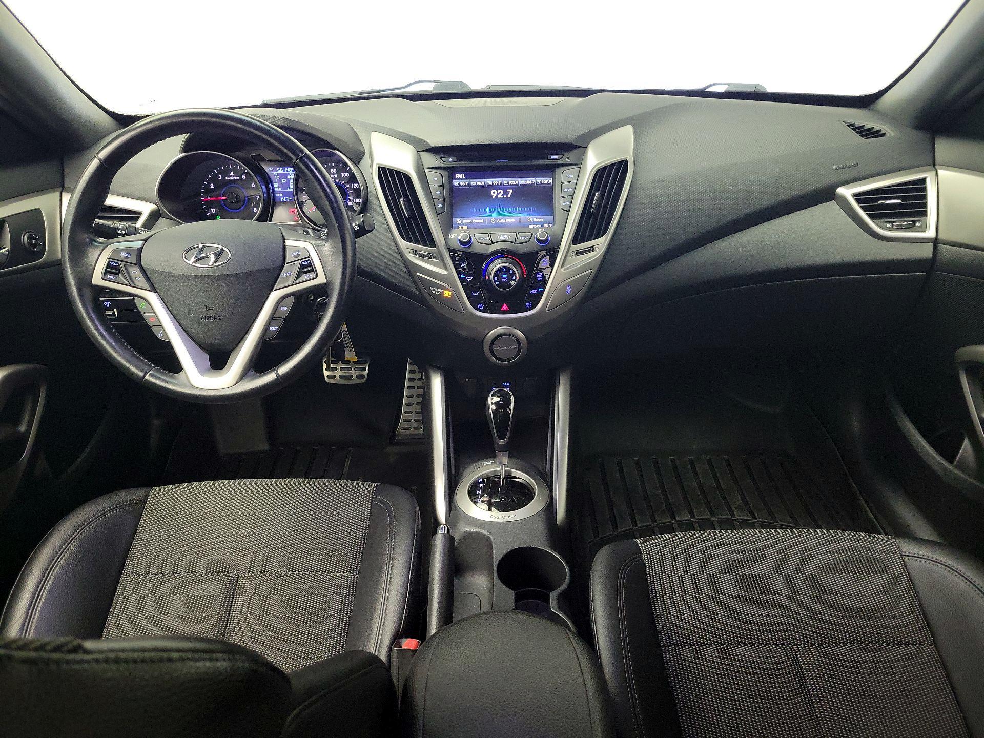 Thumbnail: 2016 Hyundai Veloster - 9