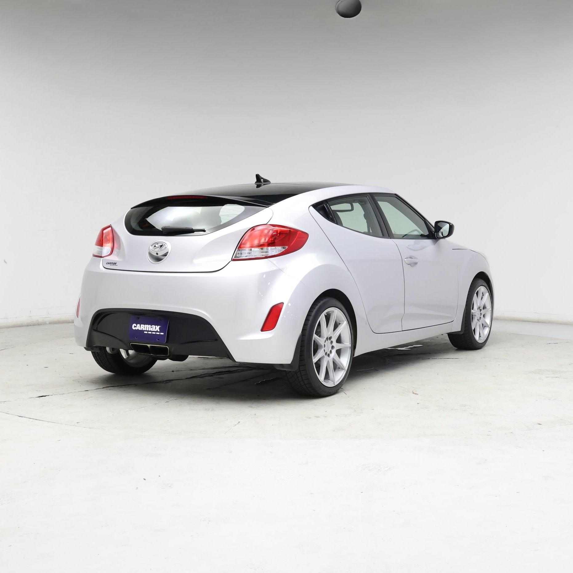 Thumbnail: 2016 Hyundai Veloster - 8