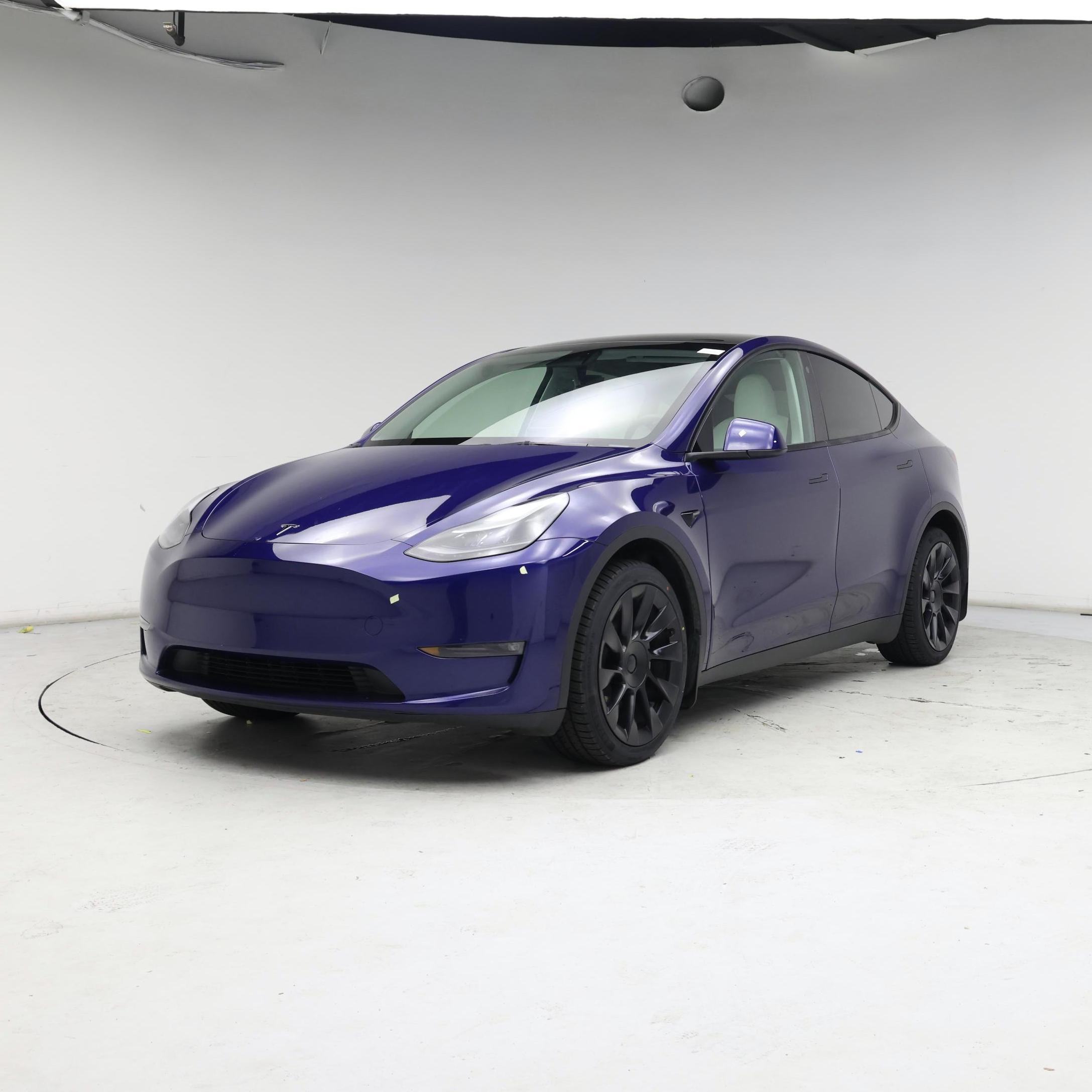 Thumbnail: 2023 Tesla Model Y - 4