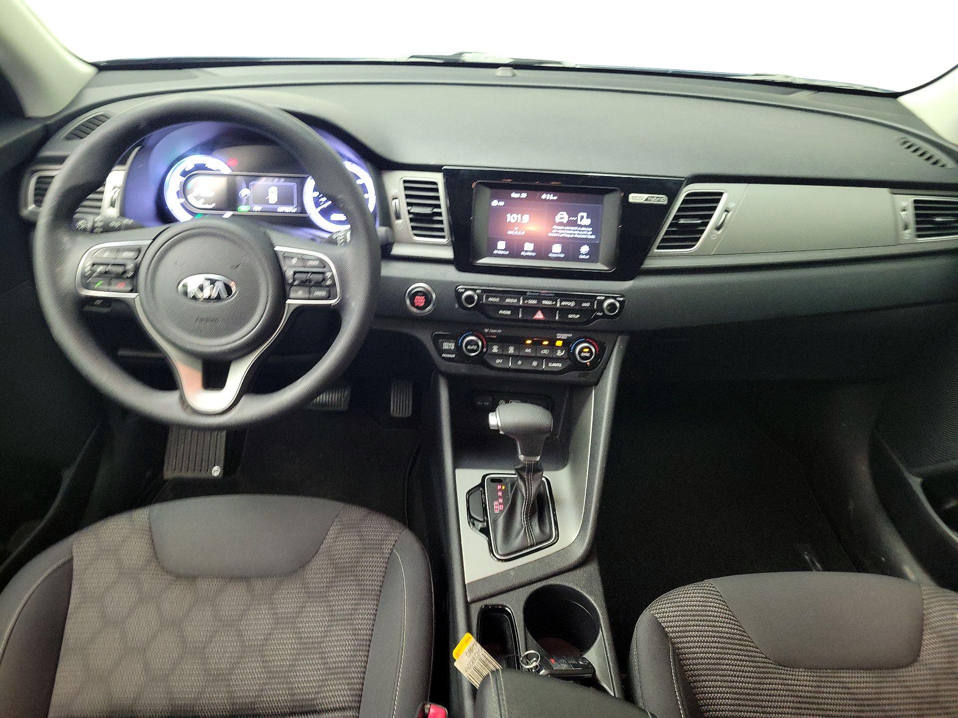 Thumbnail: 2017 Kia Niro - 9