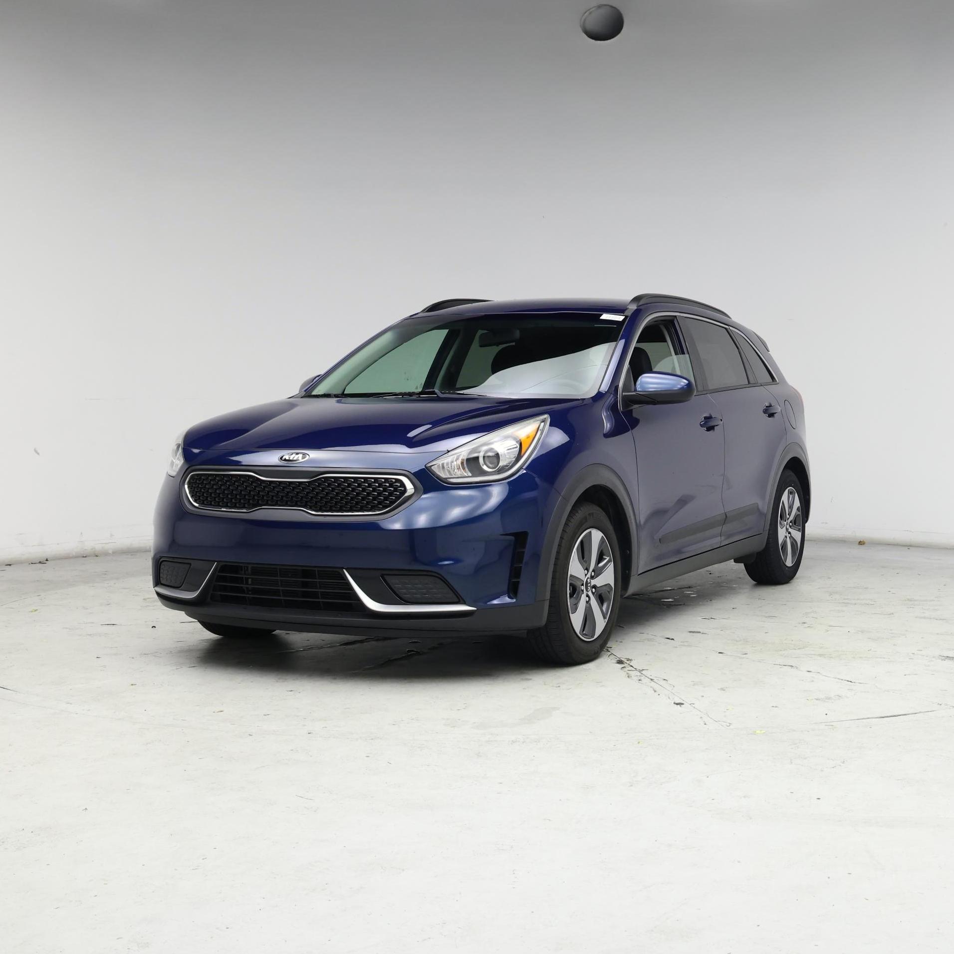 Thumbnail: 2017 Kia Niro - 4