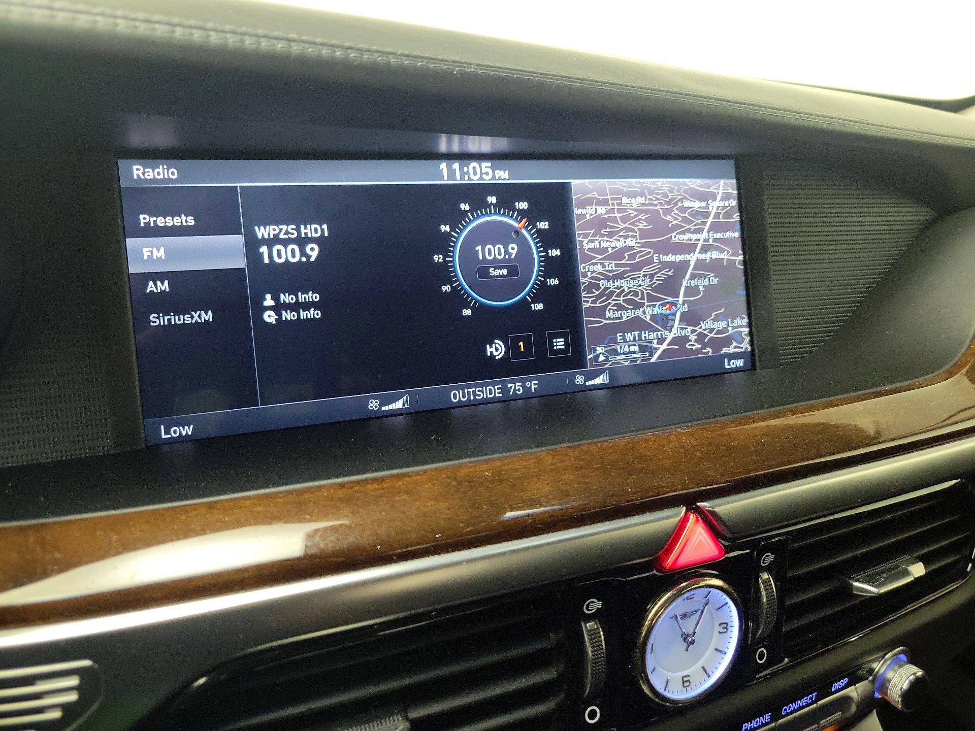 Thumbnail: 2018 Genesis G90 - 16