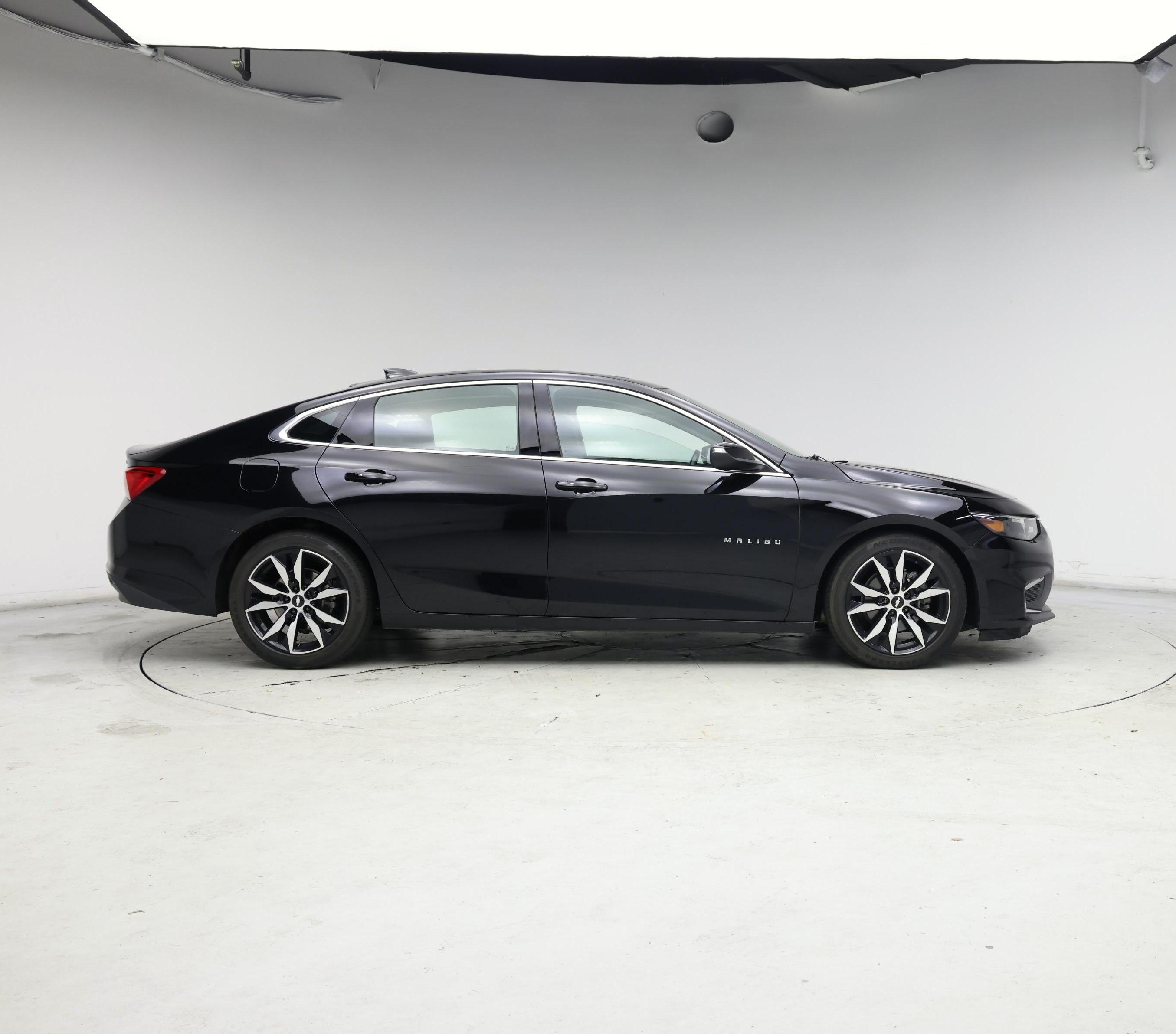 Thumbnail: 2018 Chevrolet Malibu - 7