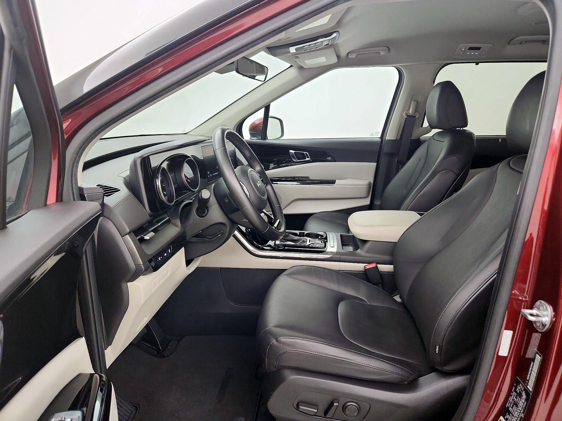 Thumbnail: 2022 Kia Carnival - 11