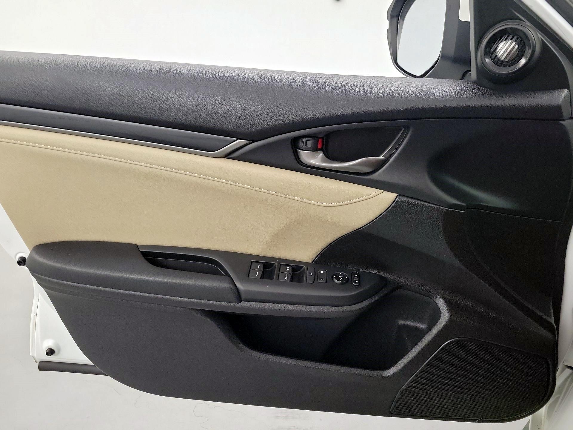Thumbnail: 2020 Honda Civic - 10