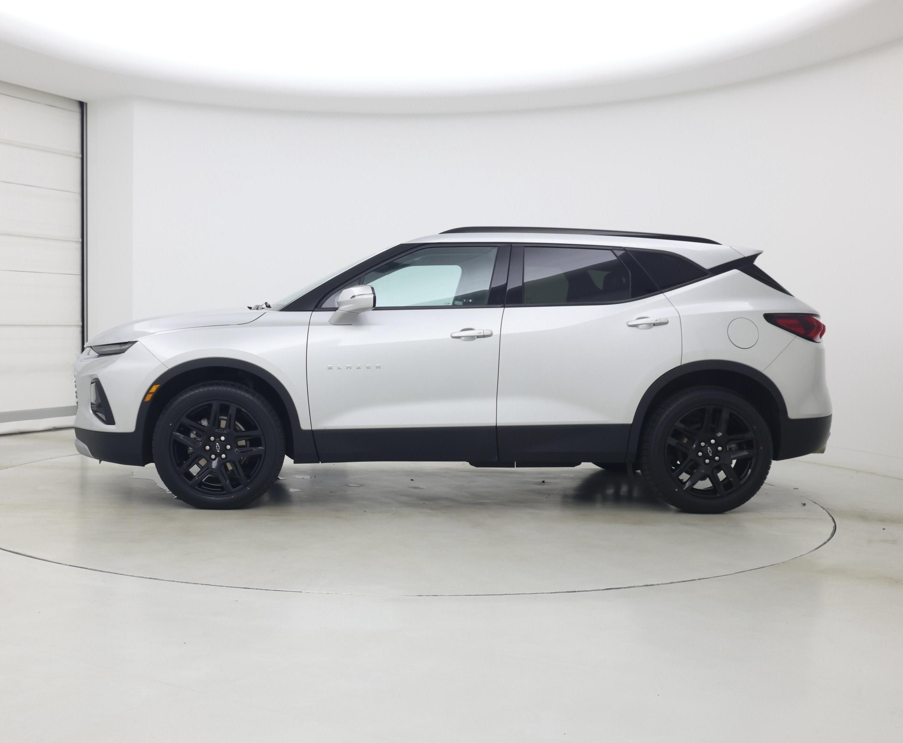 Thumbnail: 2022 Chevrolet Blazer - 3