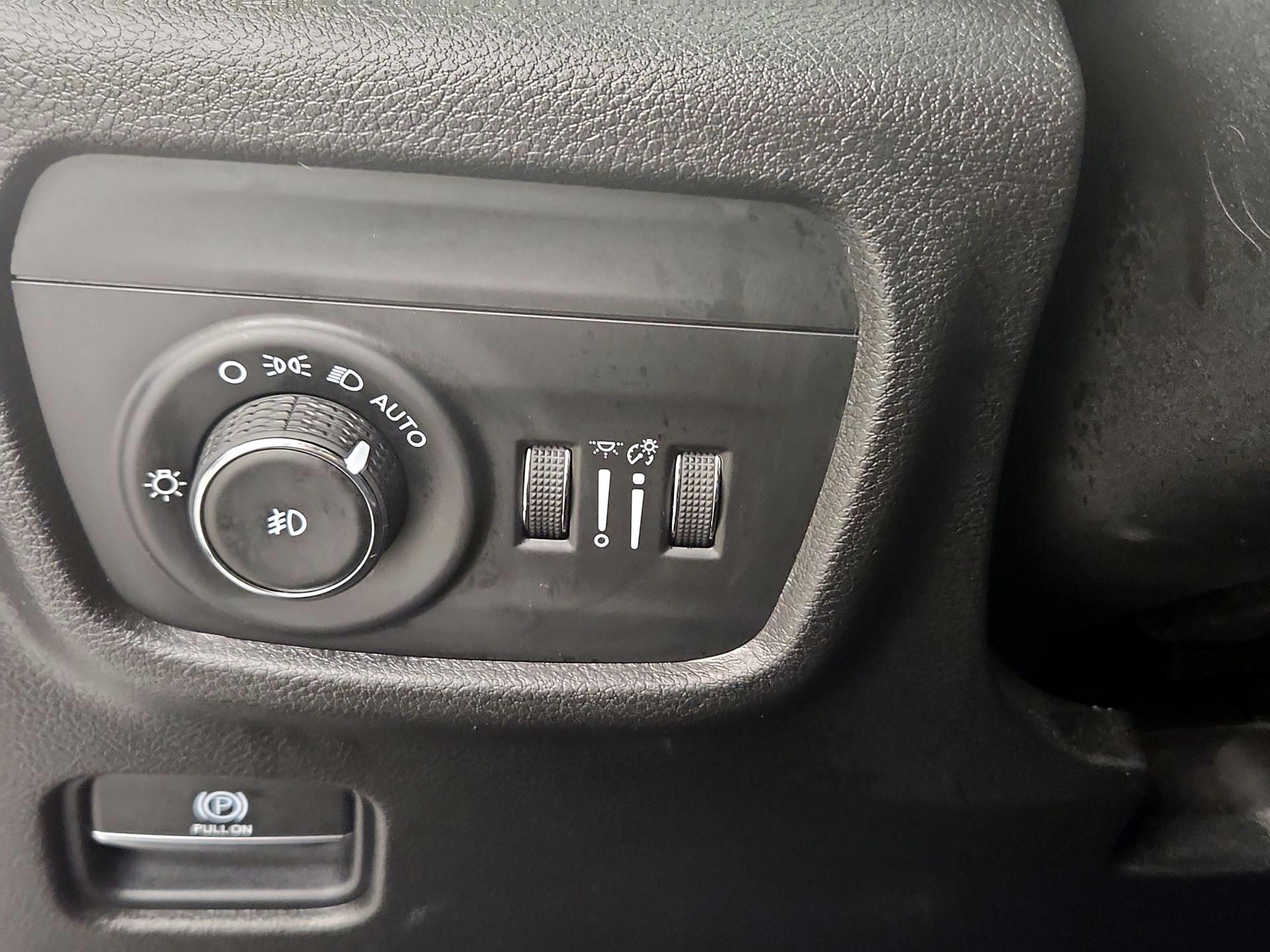 Thumbnail: 2021 Jeep Grand Cherokee L - 13