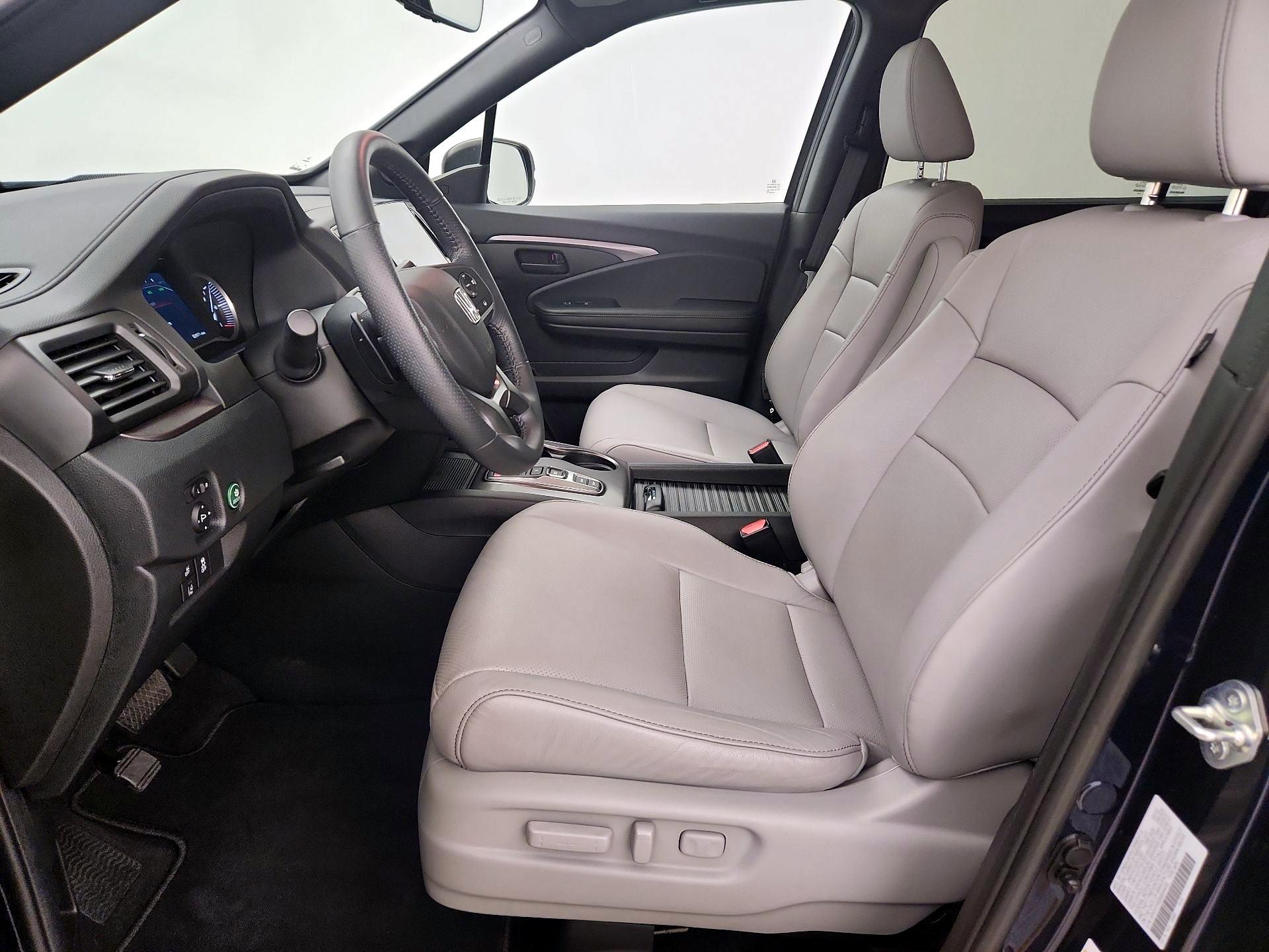 Thumbnail: 2022 Honda Passport - 11