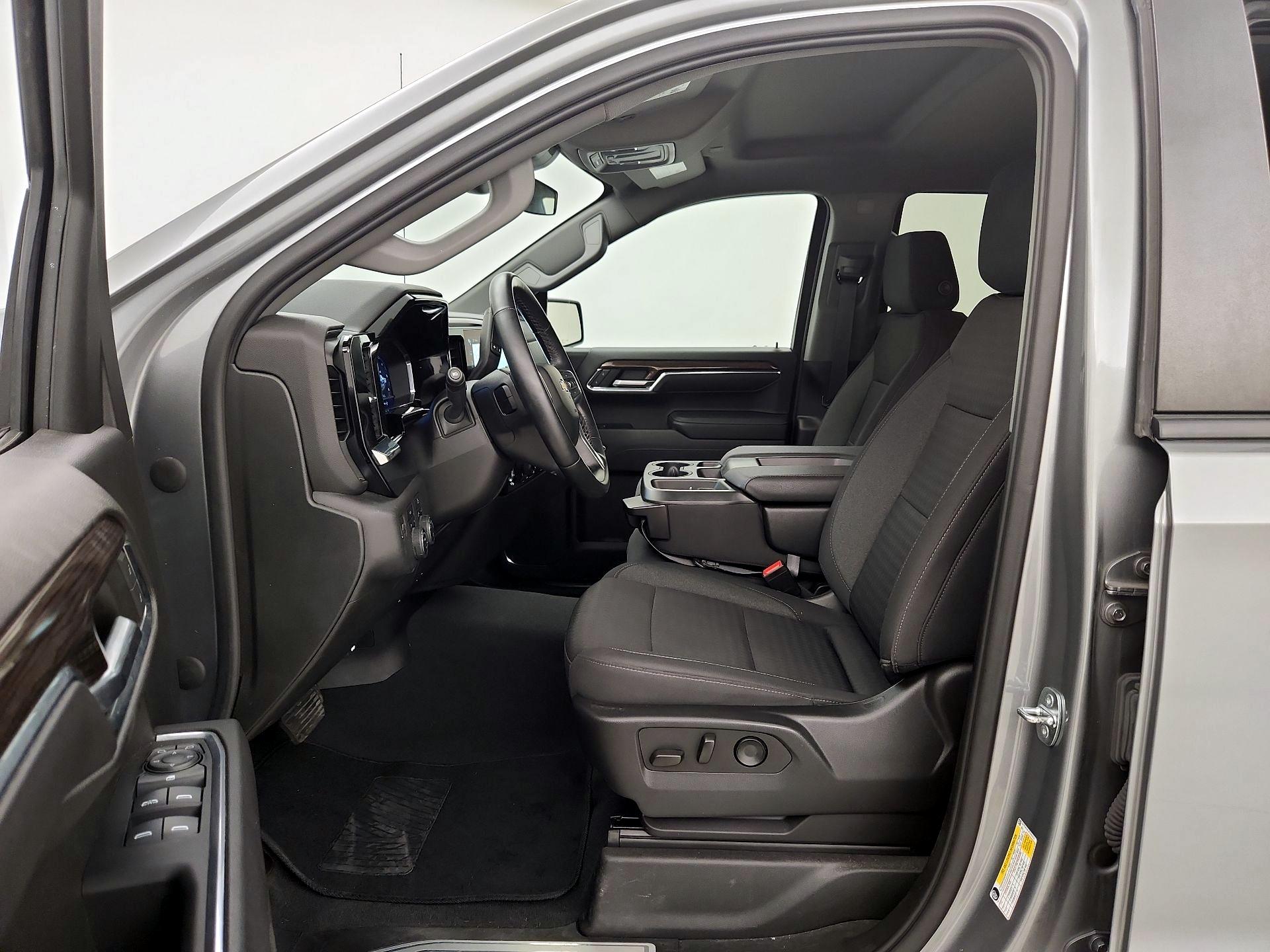 Thumbnail: 2023 Chevrolet Silverado 1500 - 11