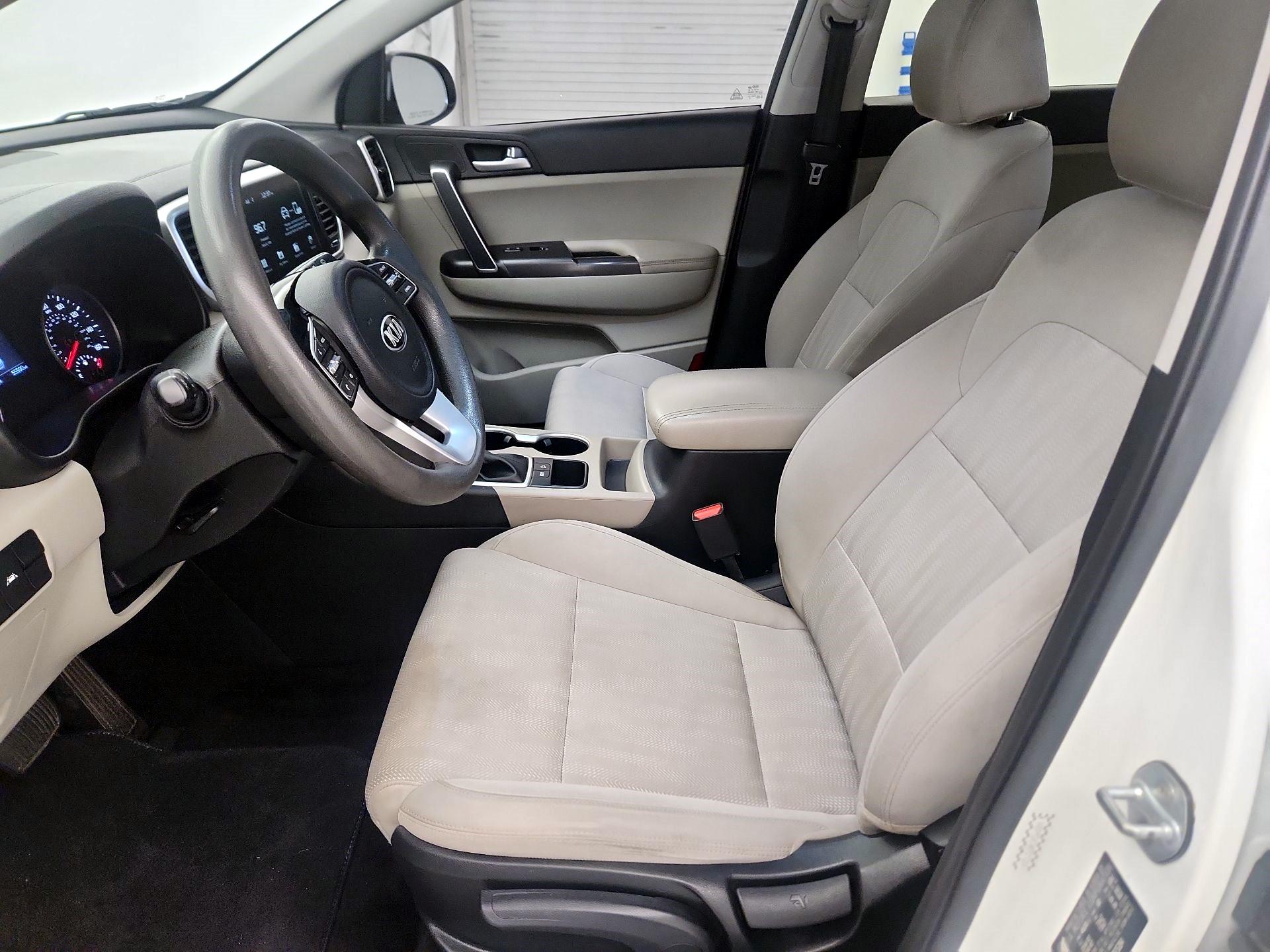 Thumbnail: 2021 Kia Sportage - 11