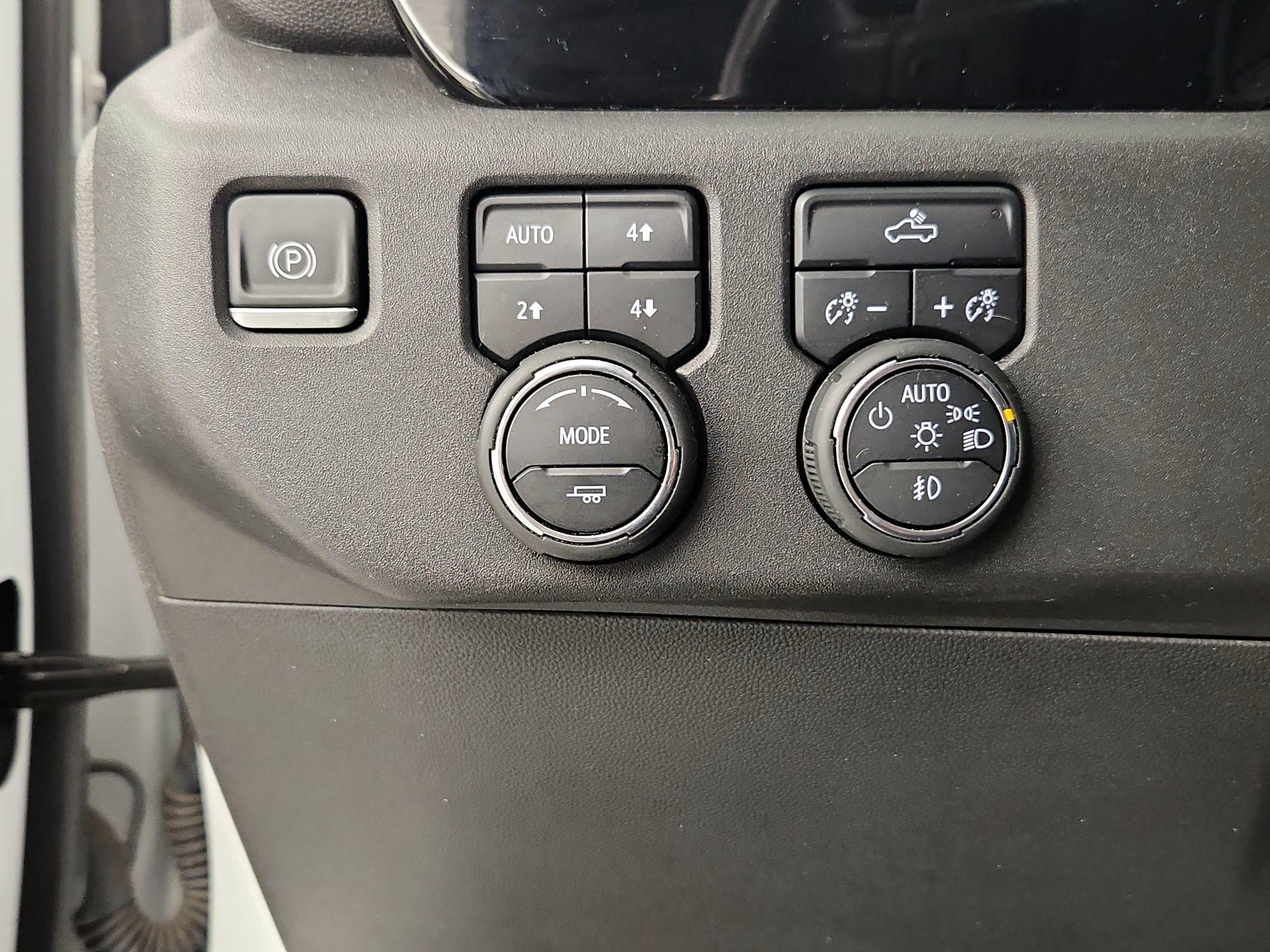 Thumbnail: 2022 Chevrolet Silverado 1500 - 13