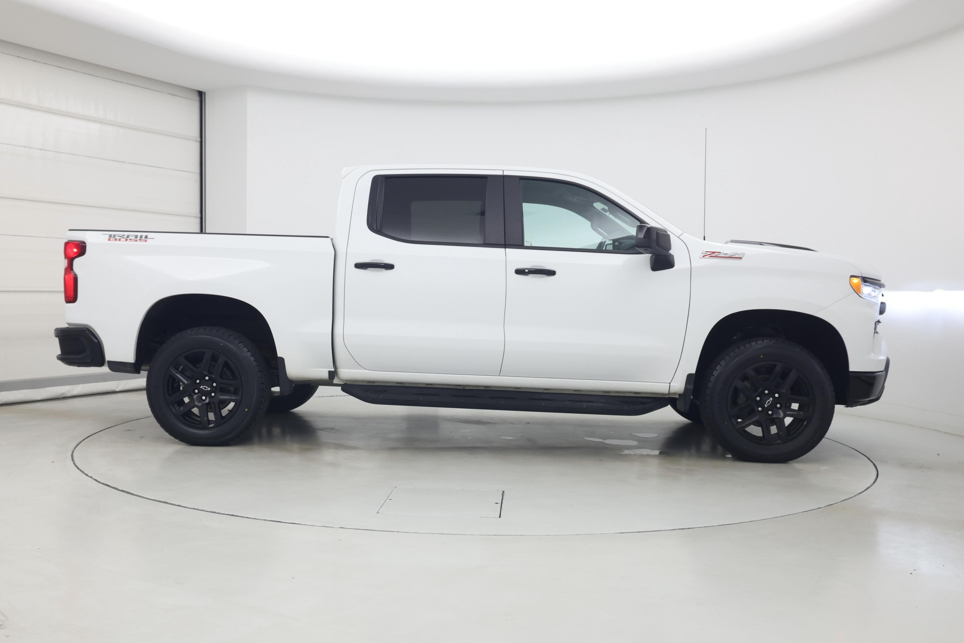 Thumbnail: 2022 Chevrolet Silverado 1500 - 7