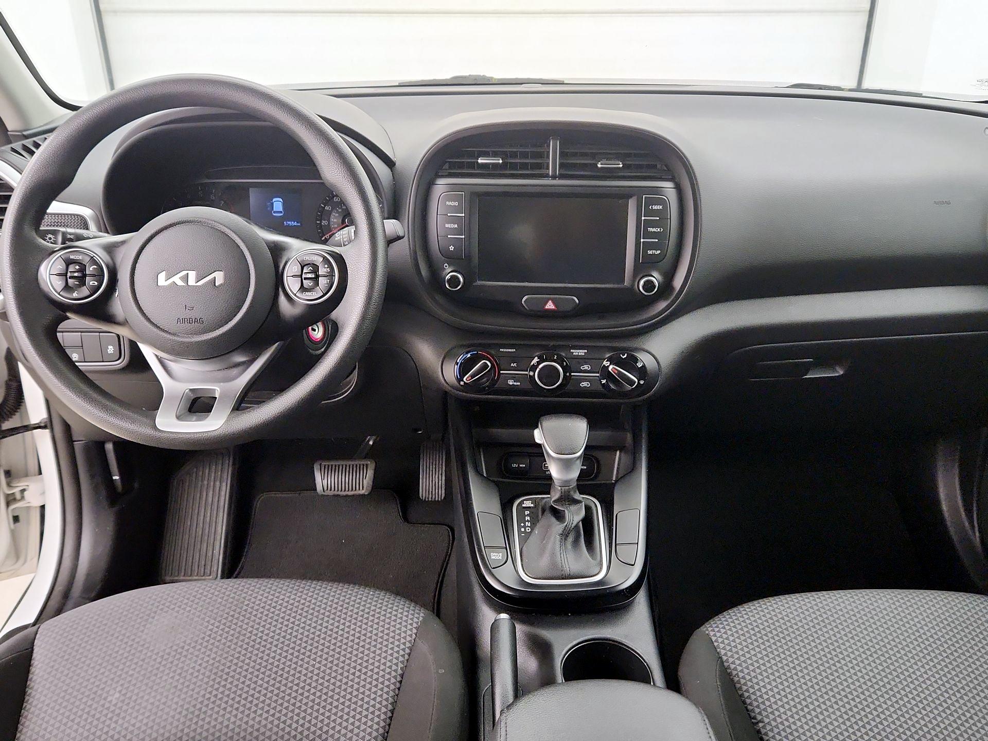 Thumbnail: 2022 Kia Soul - 9