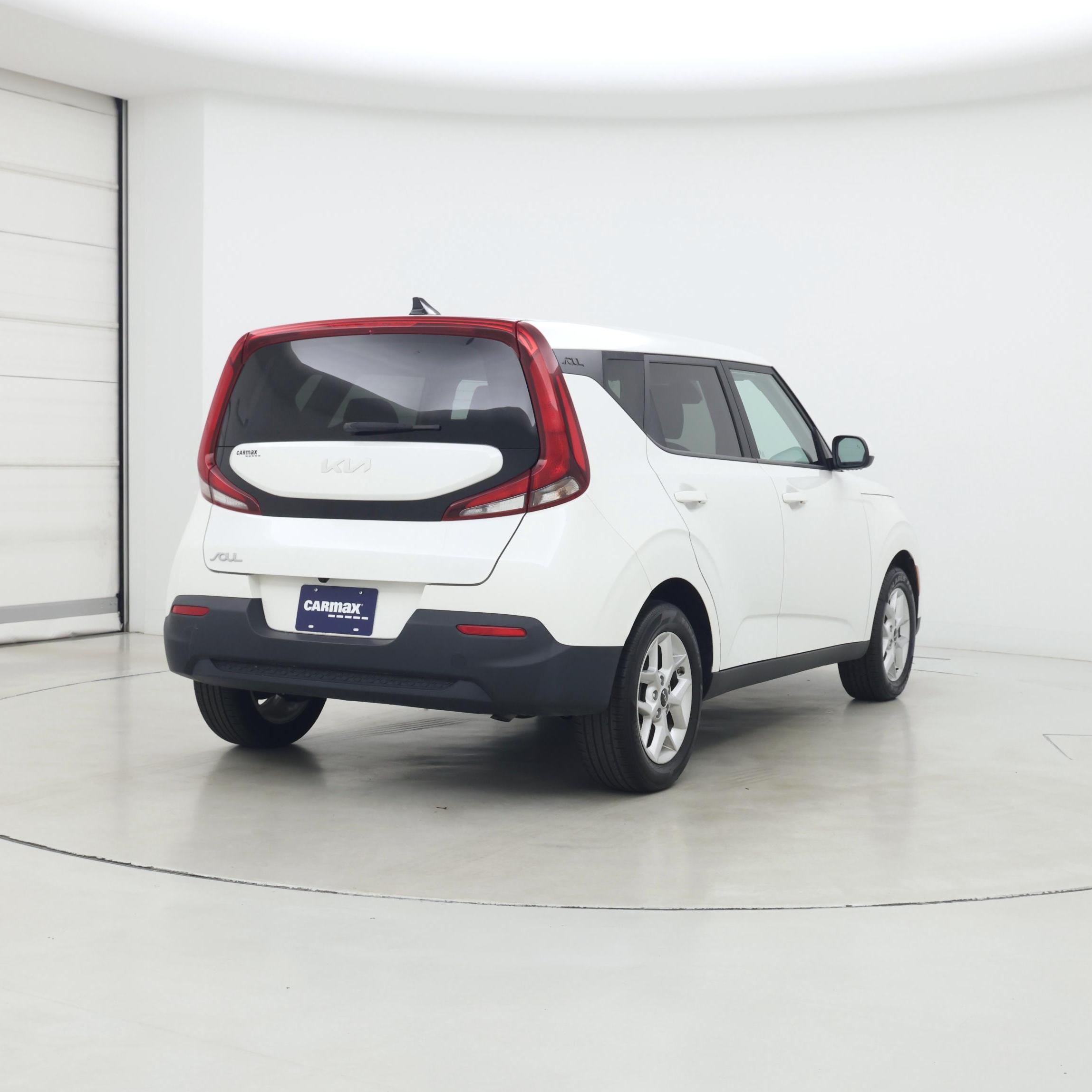 Thumbnail: 2022 Kia Soul - 8