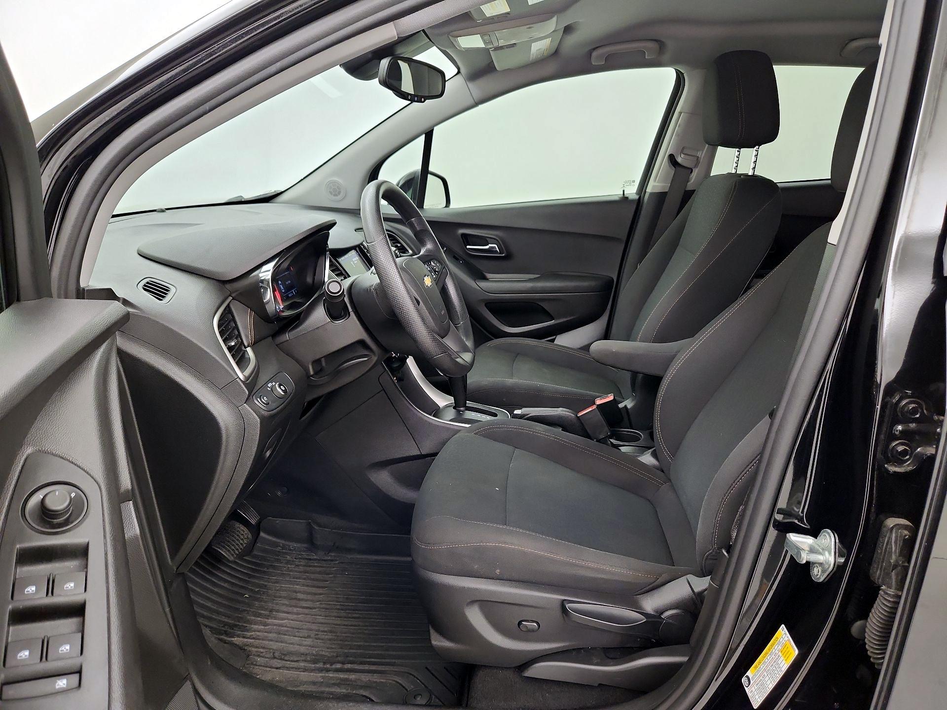 Thumbnail: 2020 Chevrolet Trax - 11