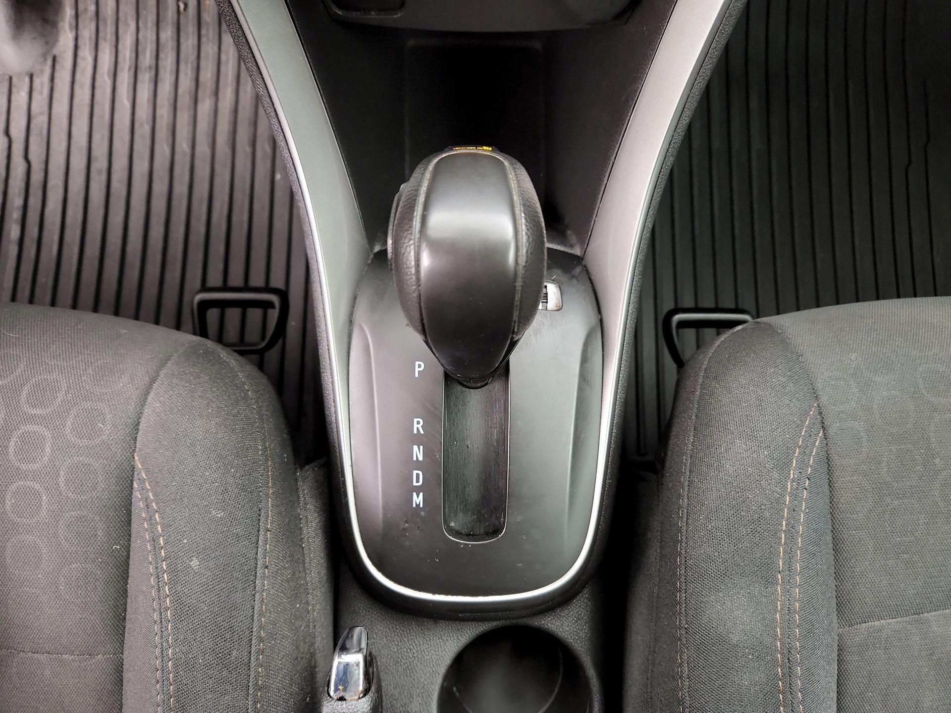 Thumbnail: 2020 Chevrolet Trax - 17