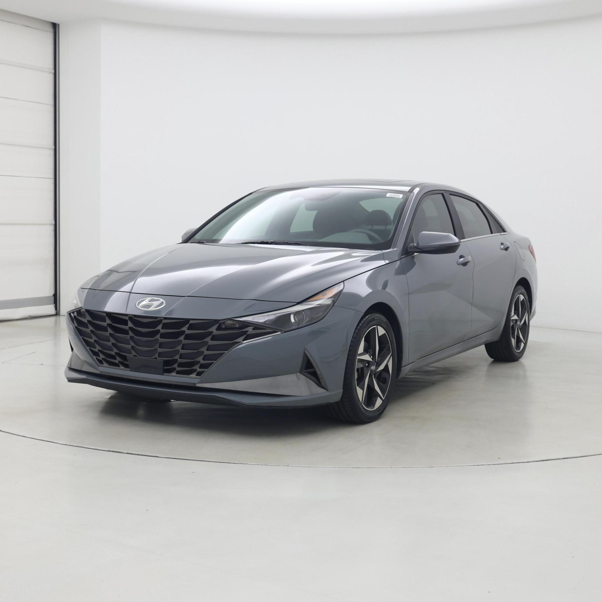 Thumbnail: 2022 Hyundai Elantra - 4