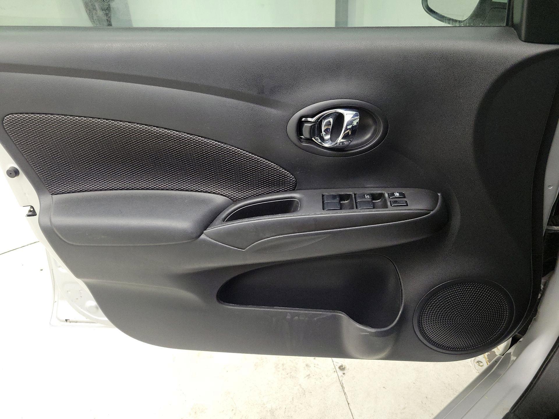 Thumbnail: 2018 Nissan Versa - 12