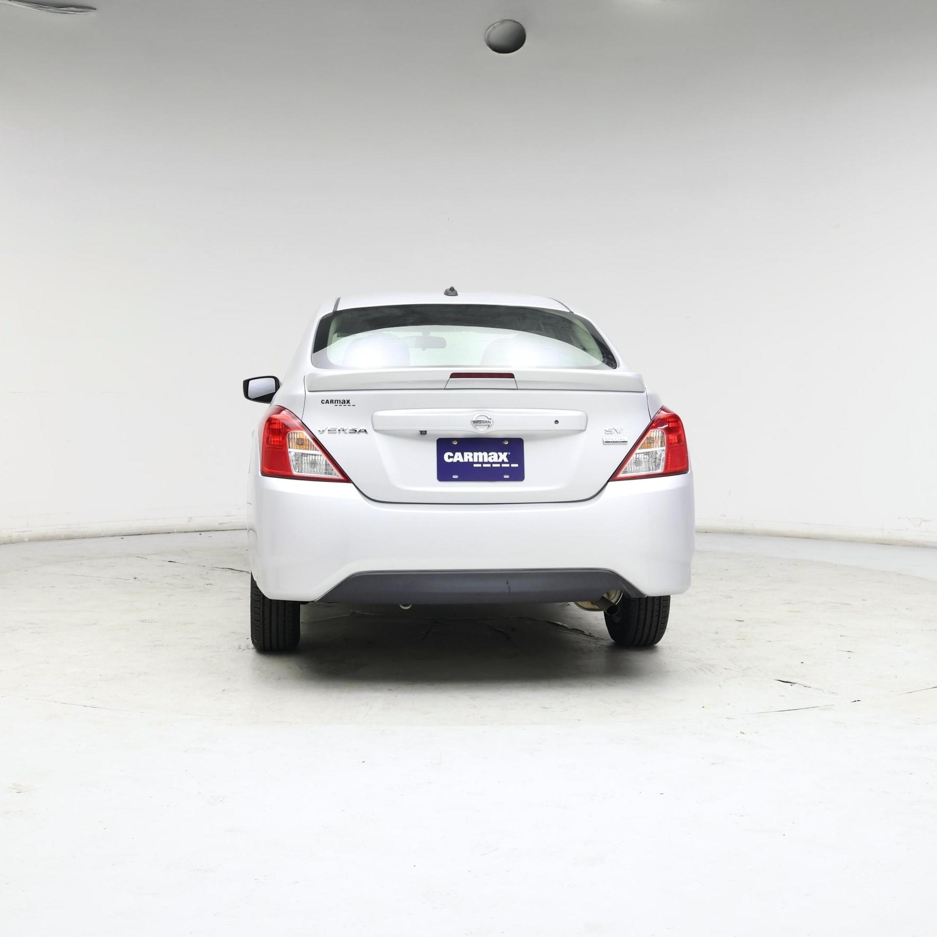 Thumbnail: 2018 Nissan Versa - 6