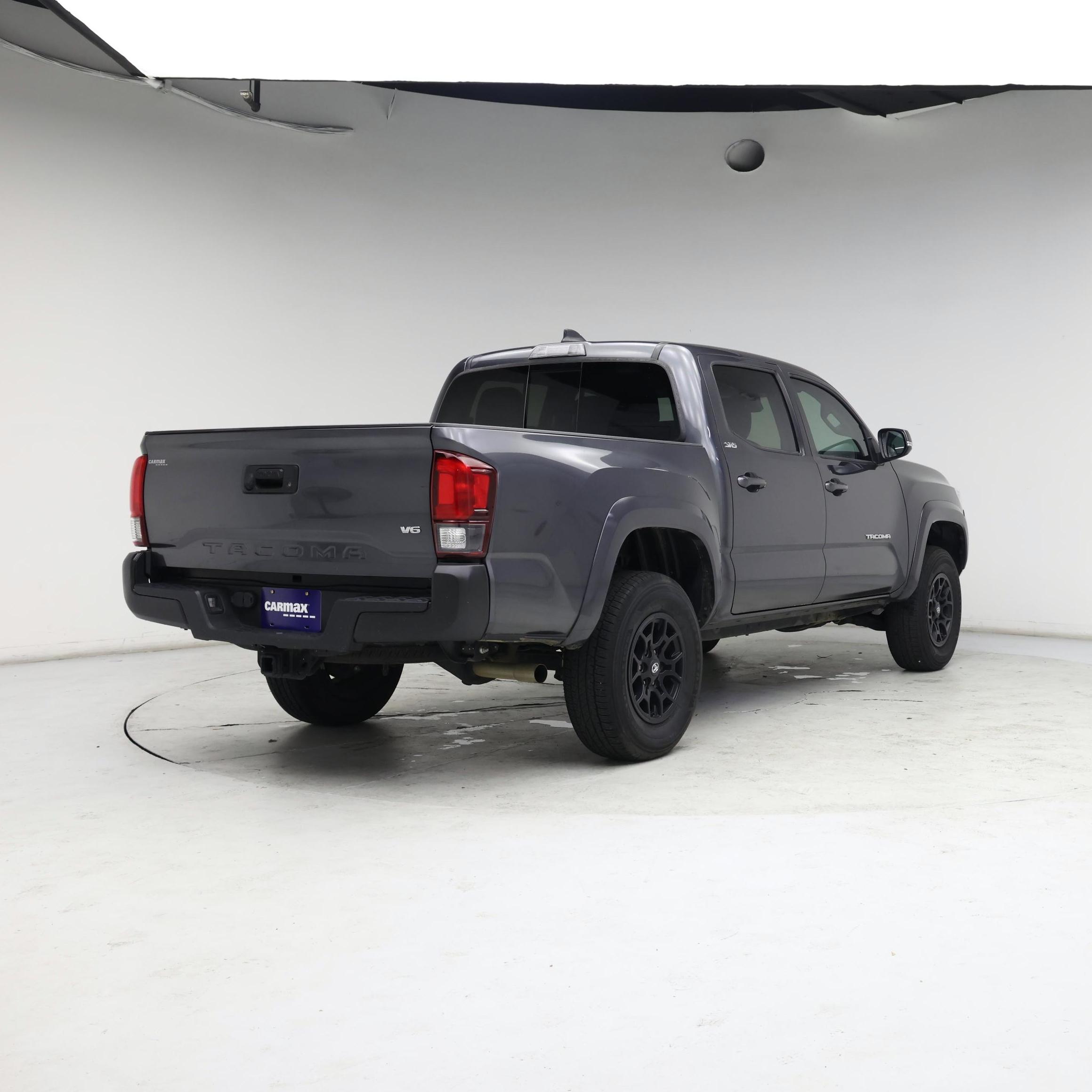 Thumbnail: 2022 Toyota Tacoma - 8