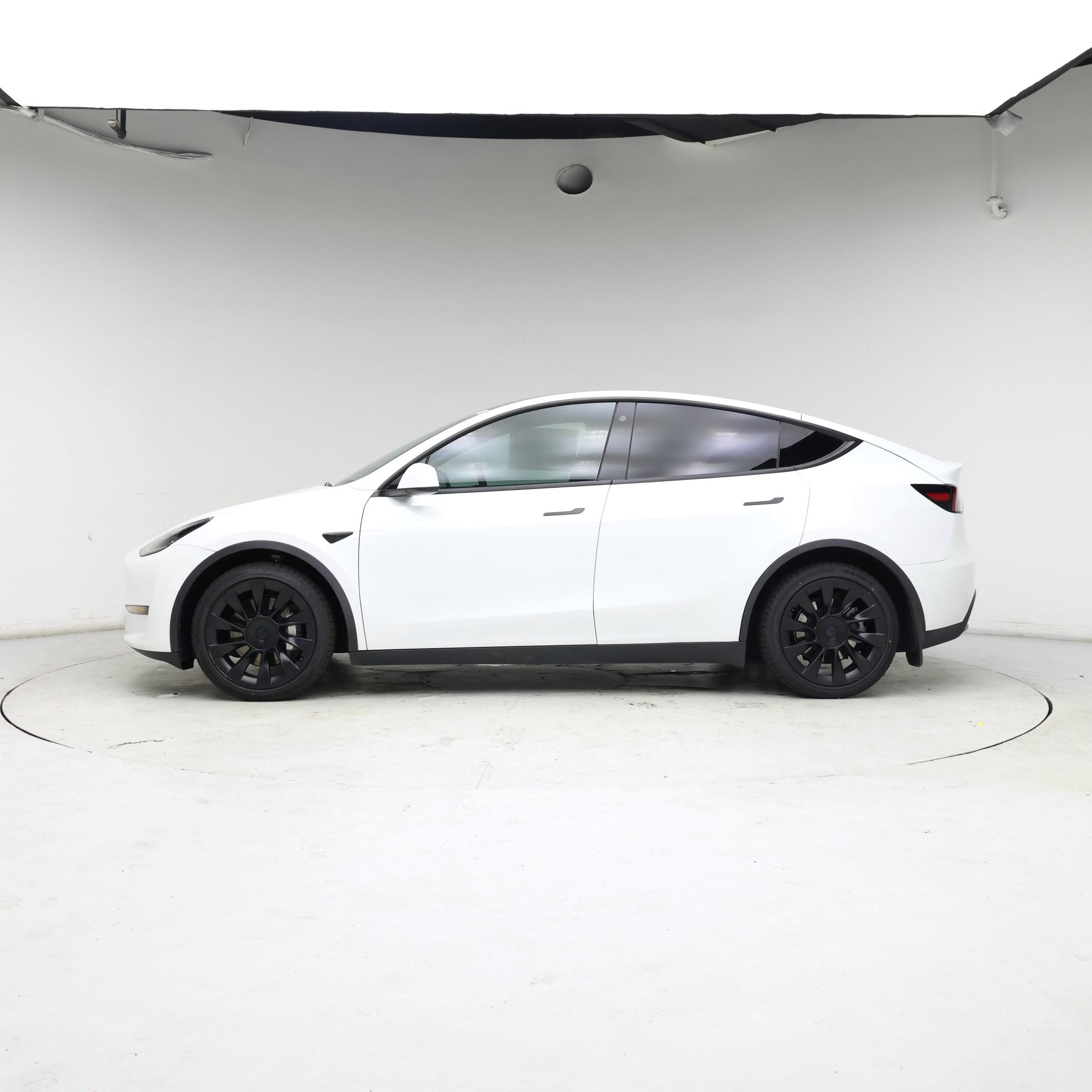 Thumbnail: 2021 Tesla Model Y - 3