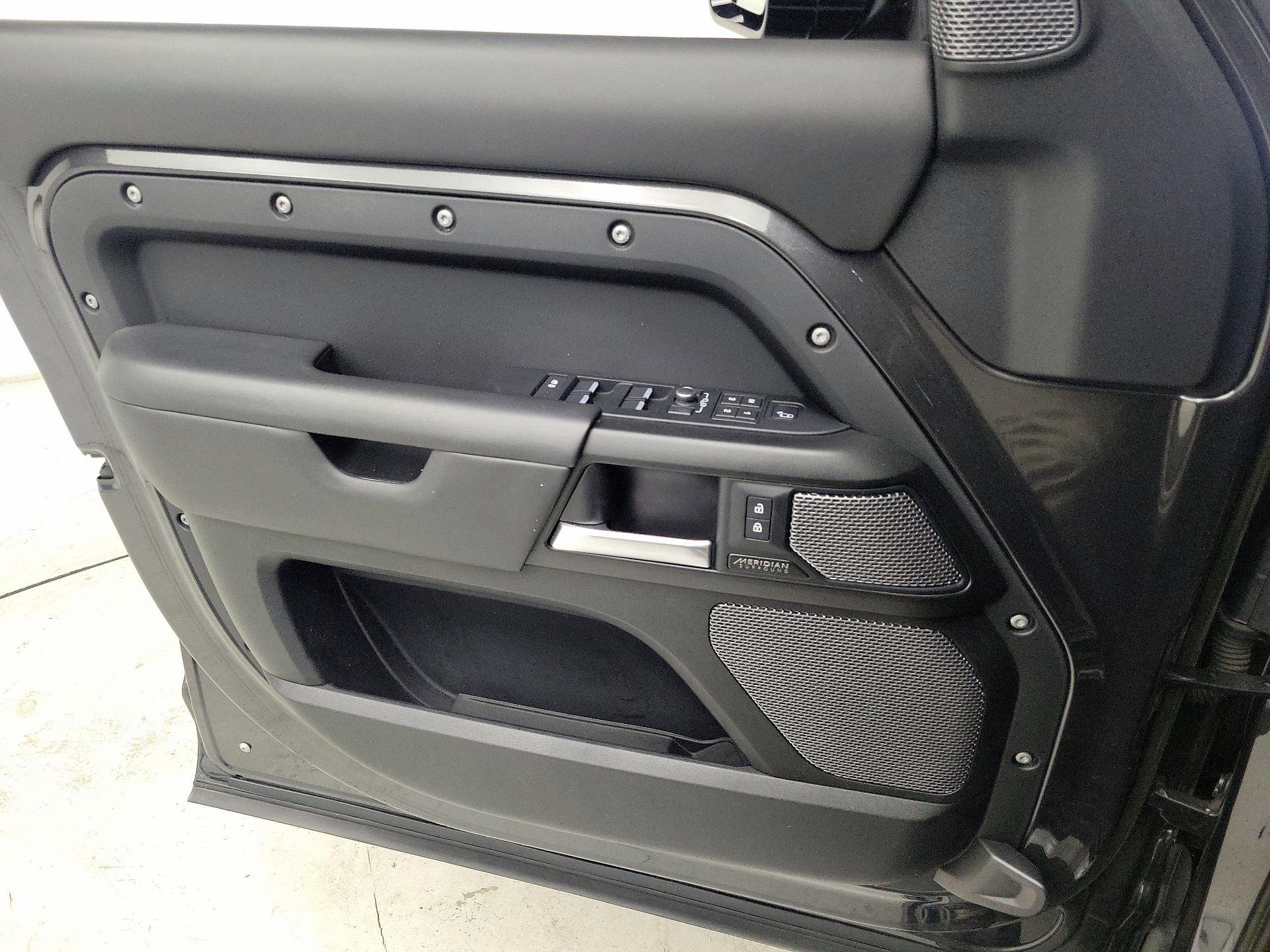 Thumbnail: 2023 Land Rover Defender - 12