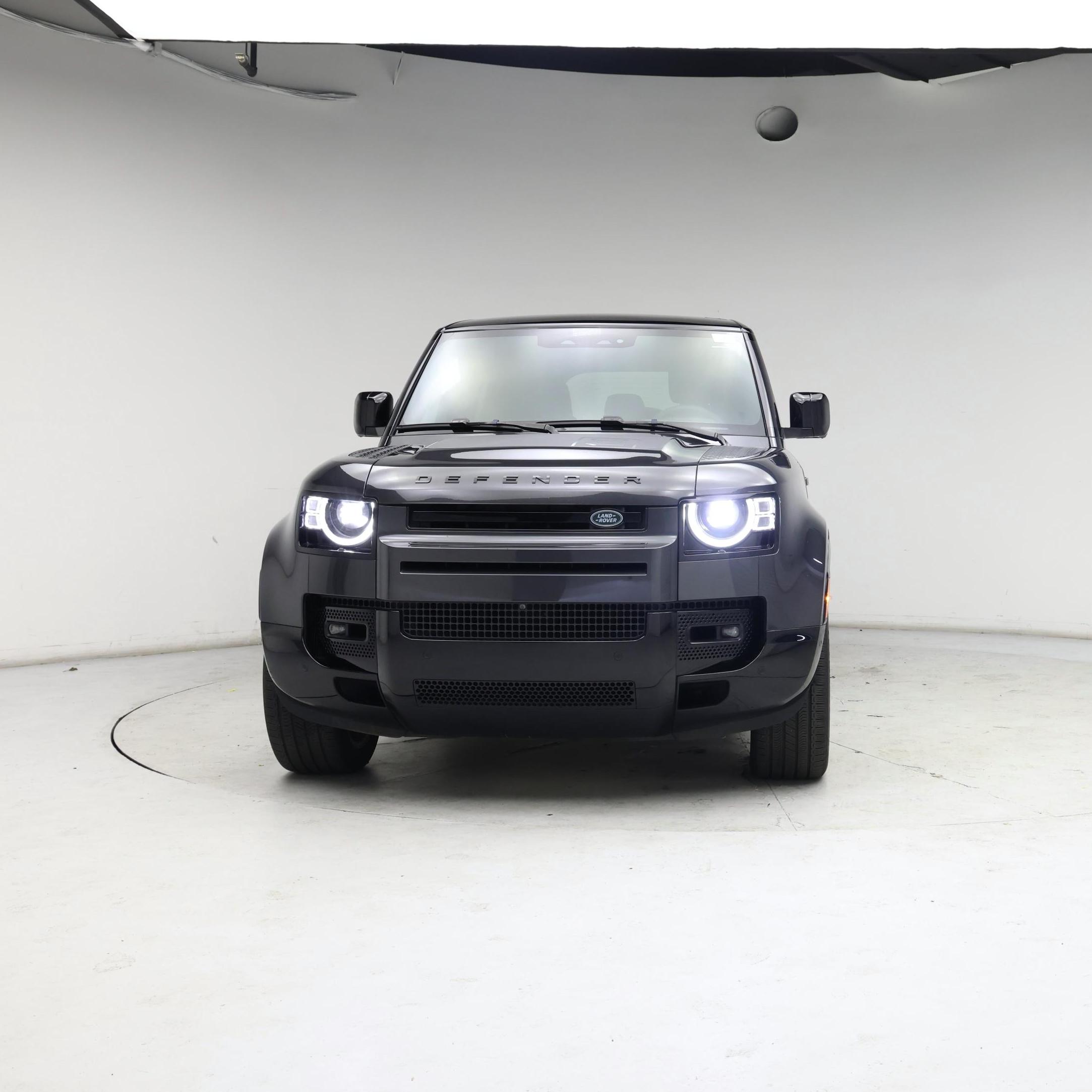 Thumbnail: 2023 Land Rover Defender - 5