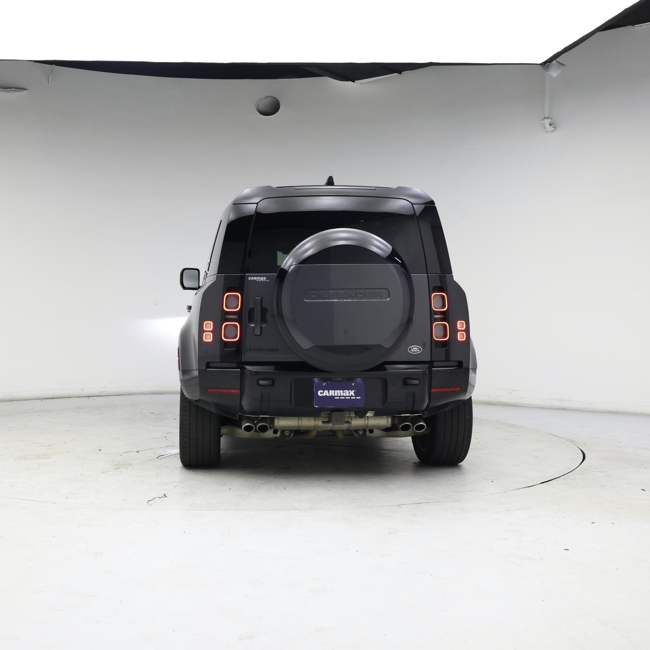 Thumbnail: 2023 Land Rover Defender - 6
