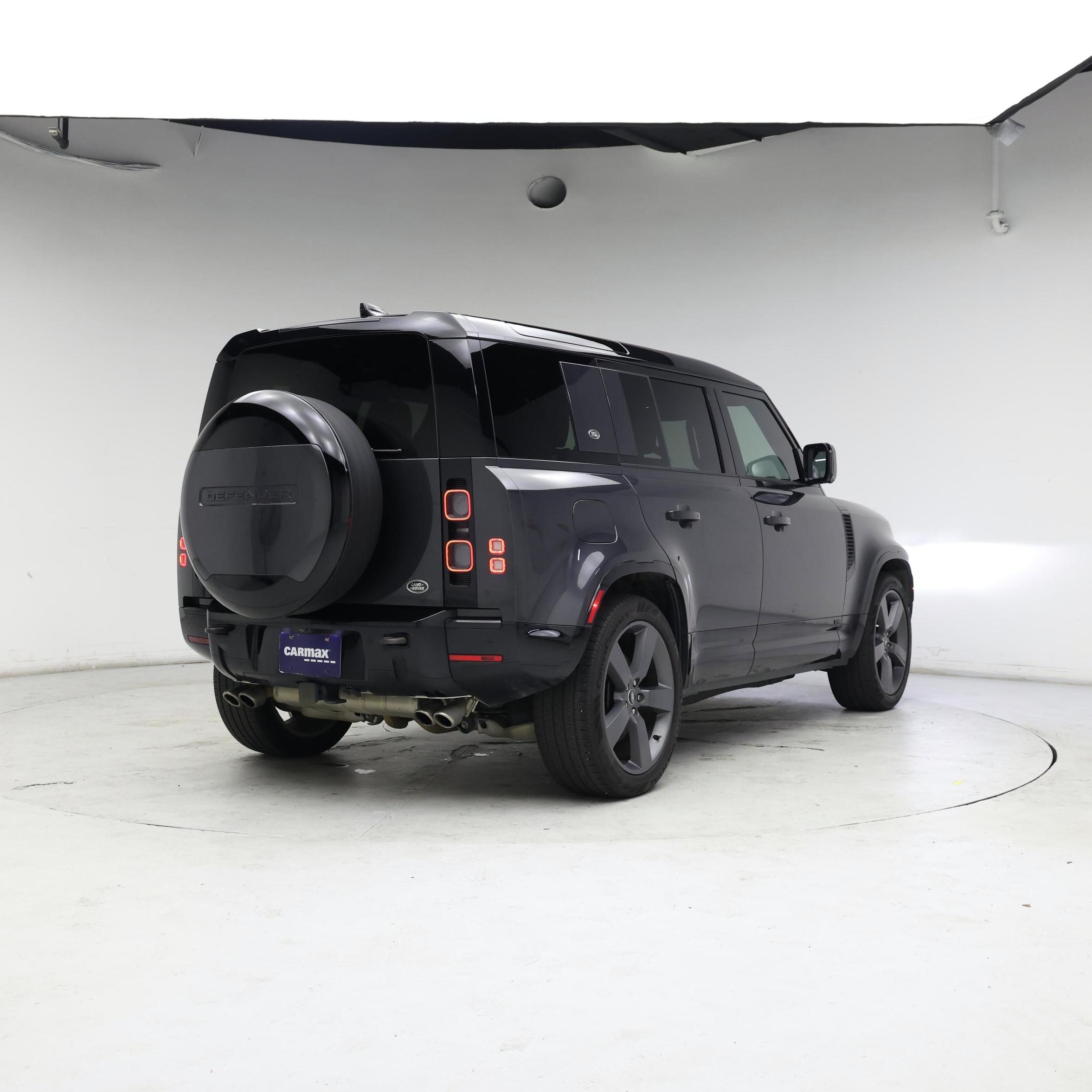 Thumbnail: 2023 Land Rover Defender - 8