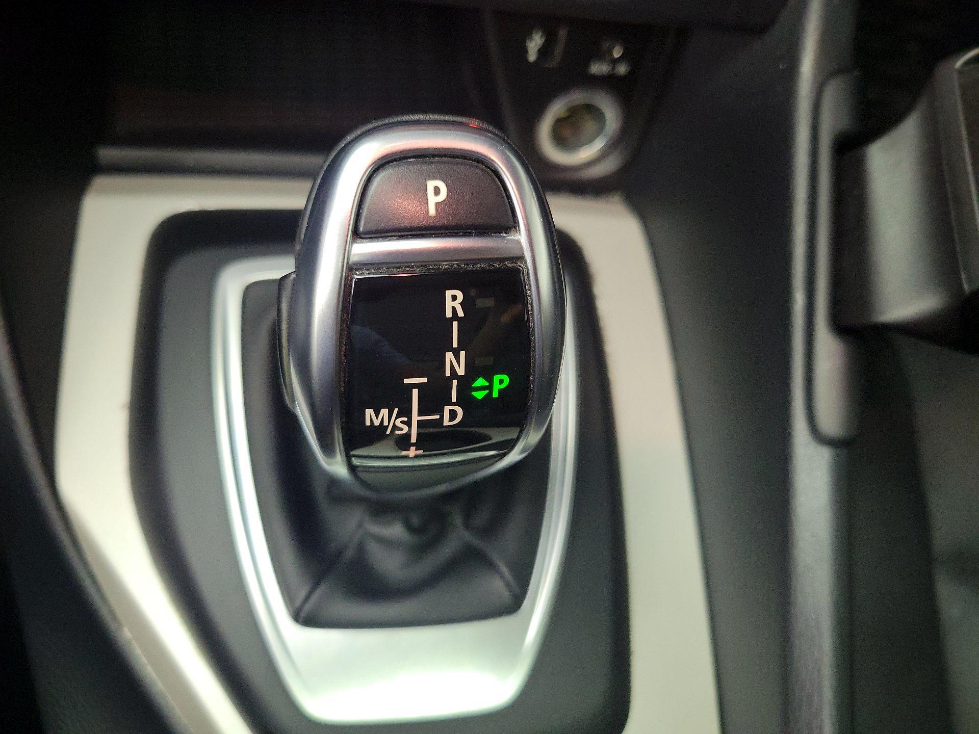 Thumbnail: 2014 BMW X1 - 16