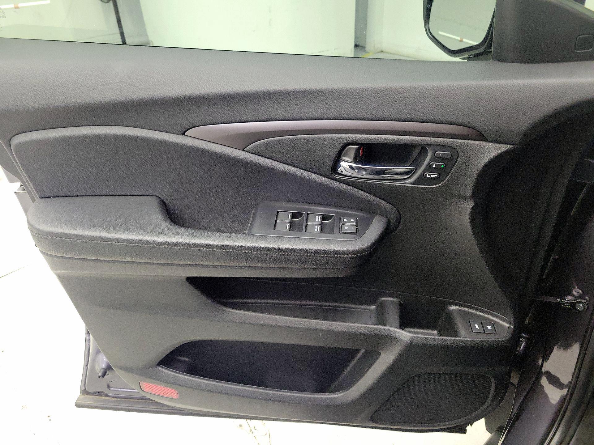 Thumbnail: 2021 Honda Passport - 12